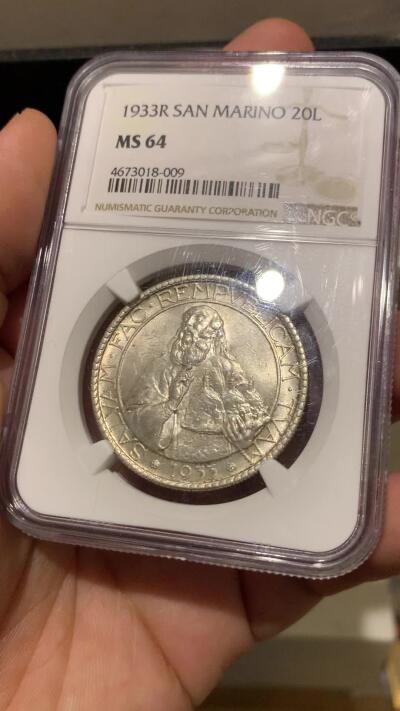 《竞宝斋》第284场- 周日，周一 2场连拍 （全场包邮） NGC MS64 圣马力诺1933年20里拉 高分好状态
