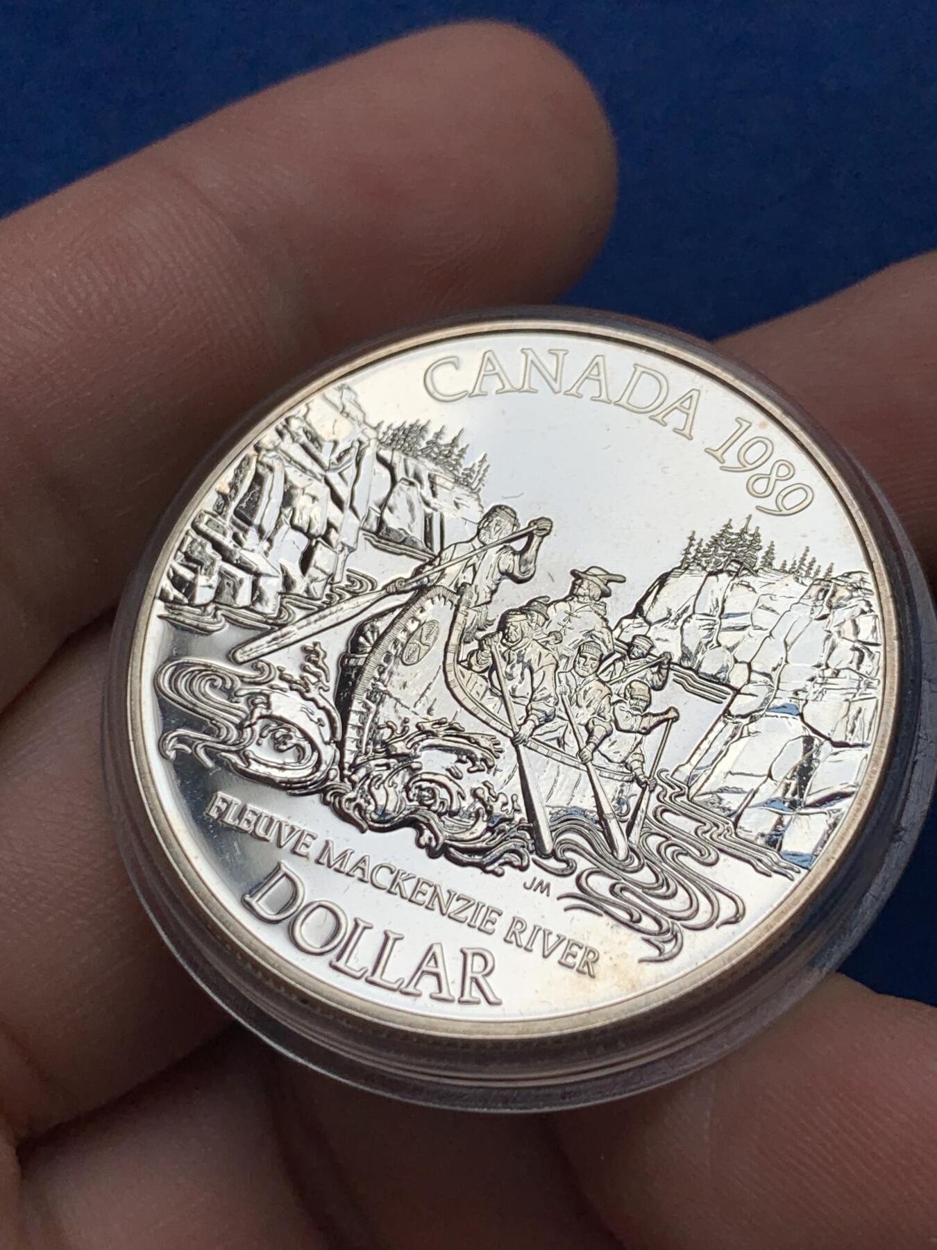 《竞宝斋》第284场- 周日，周一 2场连拍 （全场包邮） 加拿大1989年探索系列1元精制银币 带盒