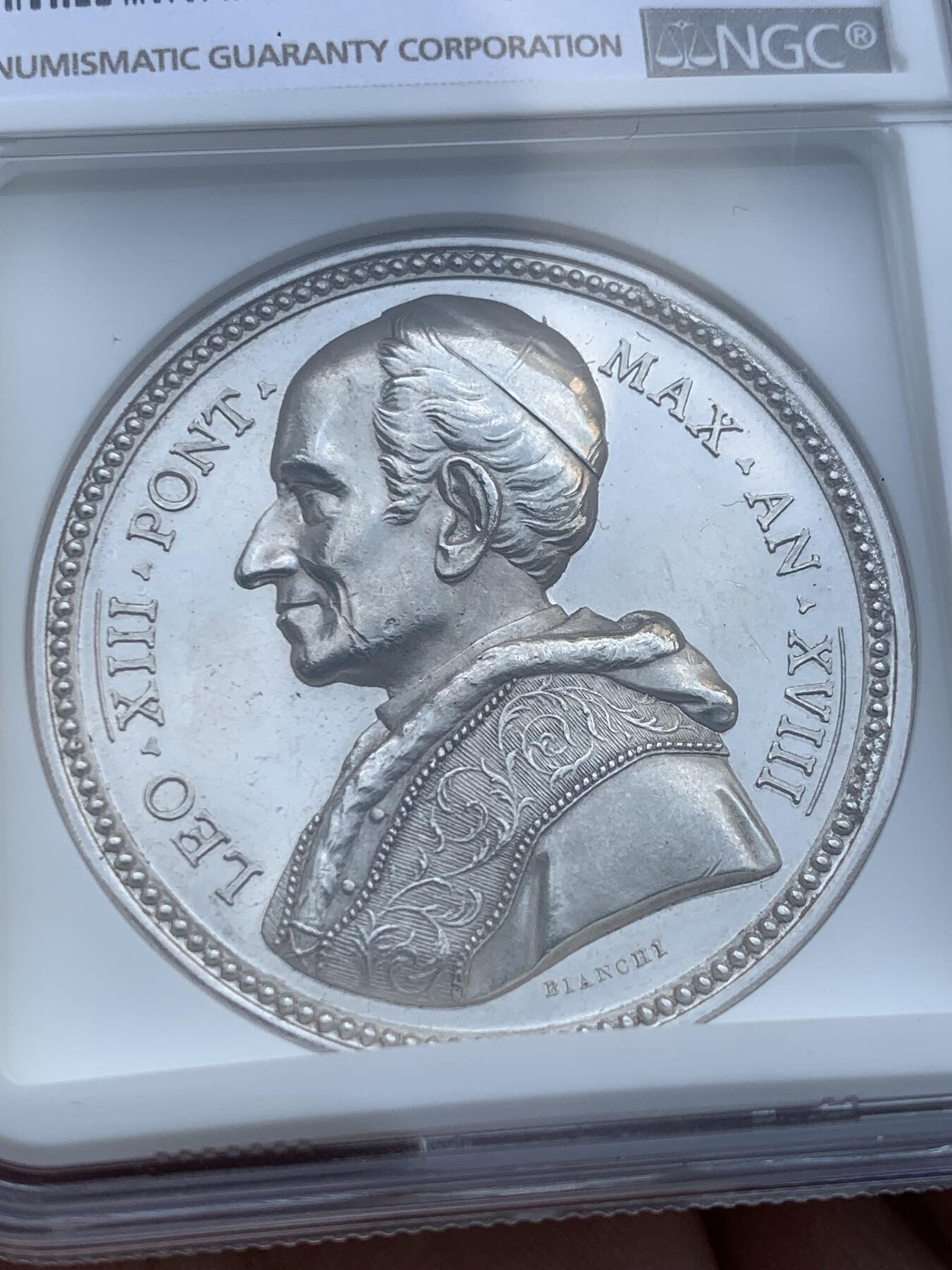 《竞宝斋》第285场- 周日，周一 2场连拍 （全场包邮） NGC MS61 梵蒂冈 1895年 利奥十三世 圣安塞尔莫学院 银章 加厚盒装 白净清晰