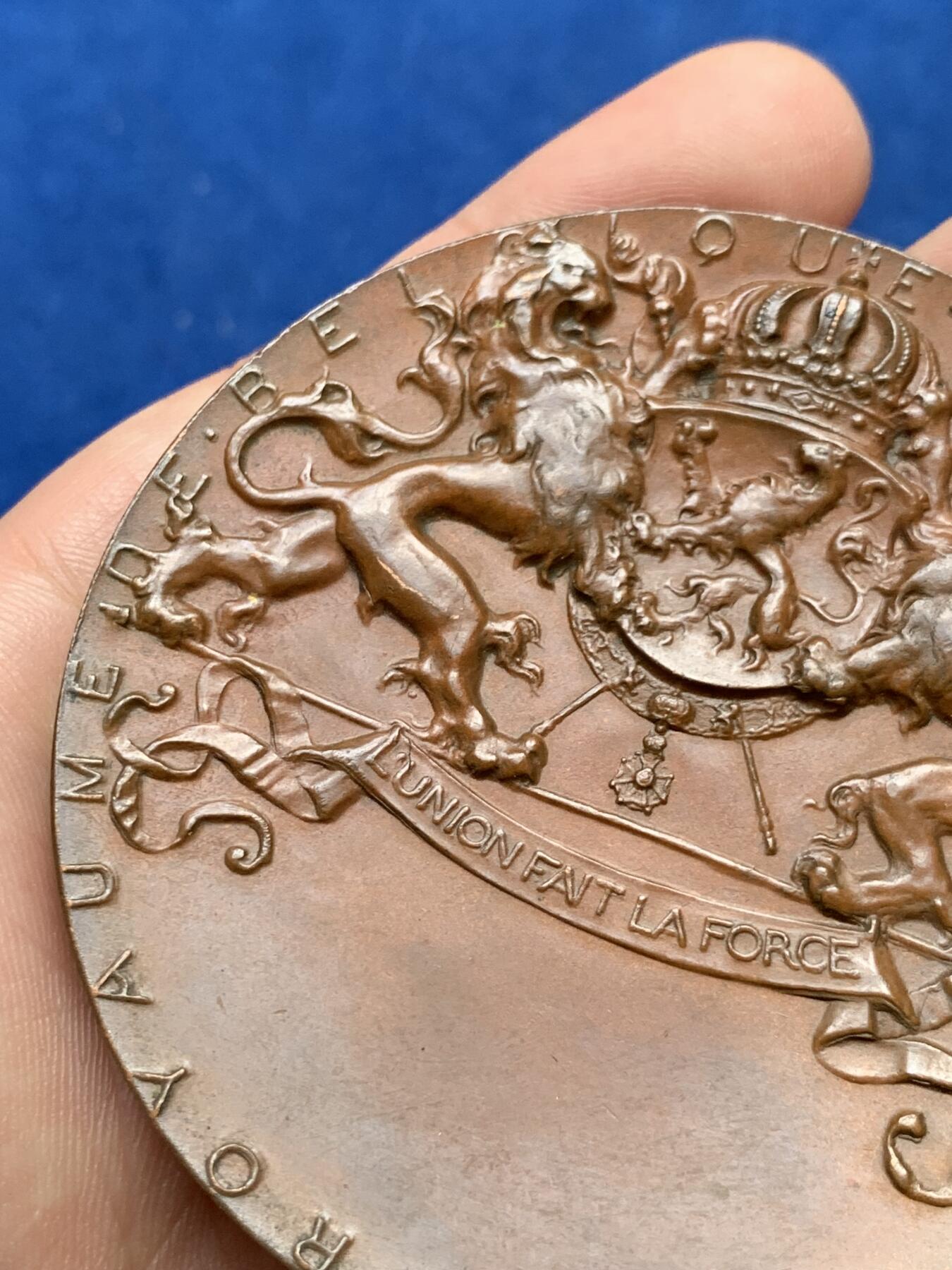 《竞宝斋》第285场- 周日，周一 2场连拍 （全场包邮） 1897年比利时王国利奥波德二世超大铜章 69.8mm 150g 布鲁塞尔世博会题材