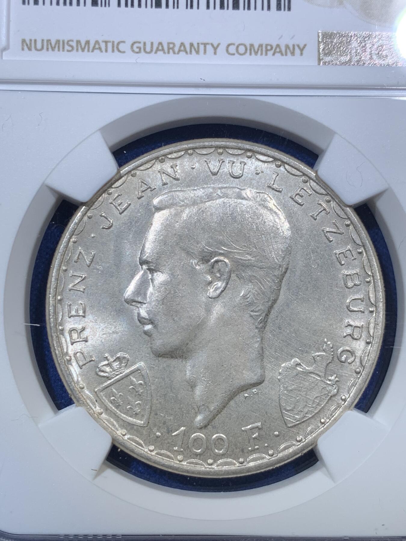 《竞宝斋》第285场- 周日，周一 2场连拍 （全场包邮） NGC MS64 卢森堡1946年盲人约翰战死600周年纪念100法郎马剑银币