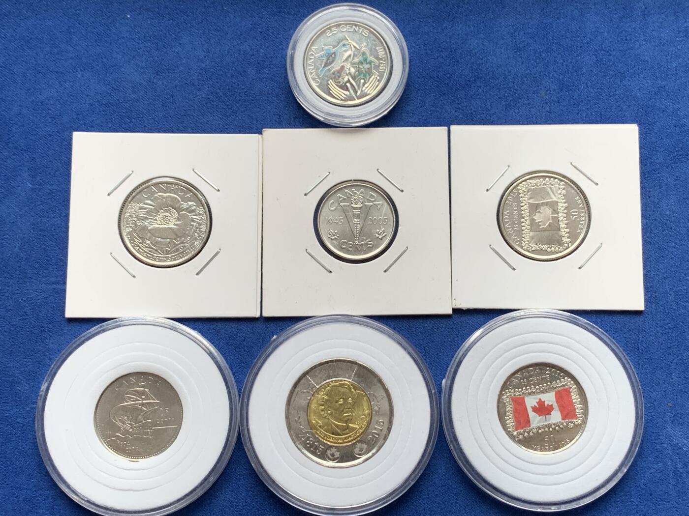 《竞宝斋》第285场- 周日，周一 2场连拍 （全场包邮） 7枚一组 加拿大25分纪念币6枚+2加元纪念币1枚