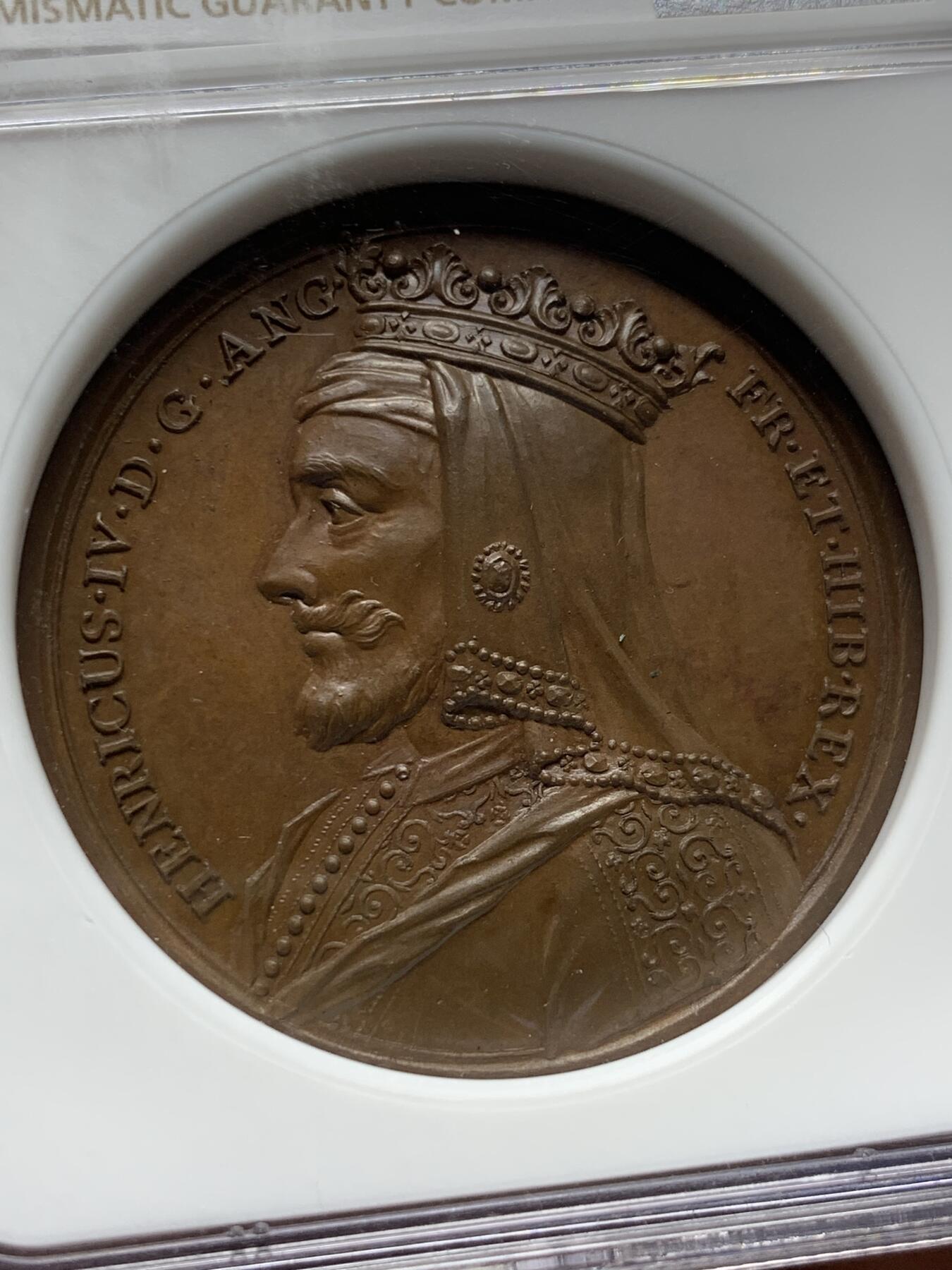 《竞宝斋》第285场- 周日，周一 2场连拍 （全场包邮） NGC MS64BN 英国1731英国君主15号纪念章 加厚盒装 NGC冠军分大铜章 亨利四世 高分精品 构图精妙 浮雕生动