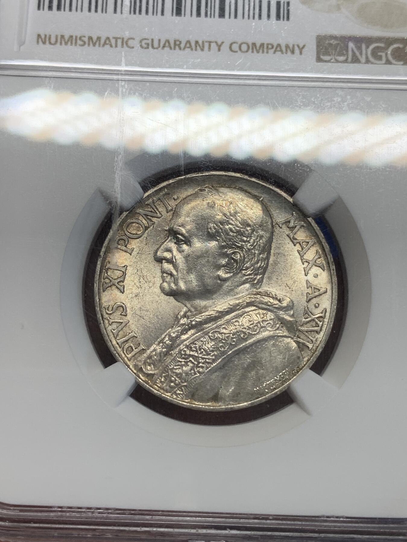 《竞宝斋》第285场- 周日，周一 2场连拍 （全场包邮） NGC MS61 梵蒂冈1937圣母抱婴10里拉银币 原光车轮光 略有低评