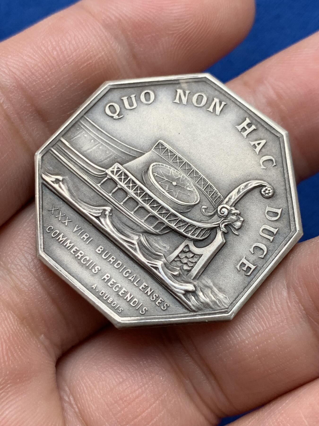 《竞宝斋》第285场- 周日，周一 2场连拍 （全场包邮） 法国1946波尔多商会八角银代币 丰饶角1ARGENT边铭 34mm 21g