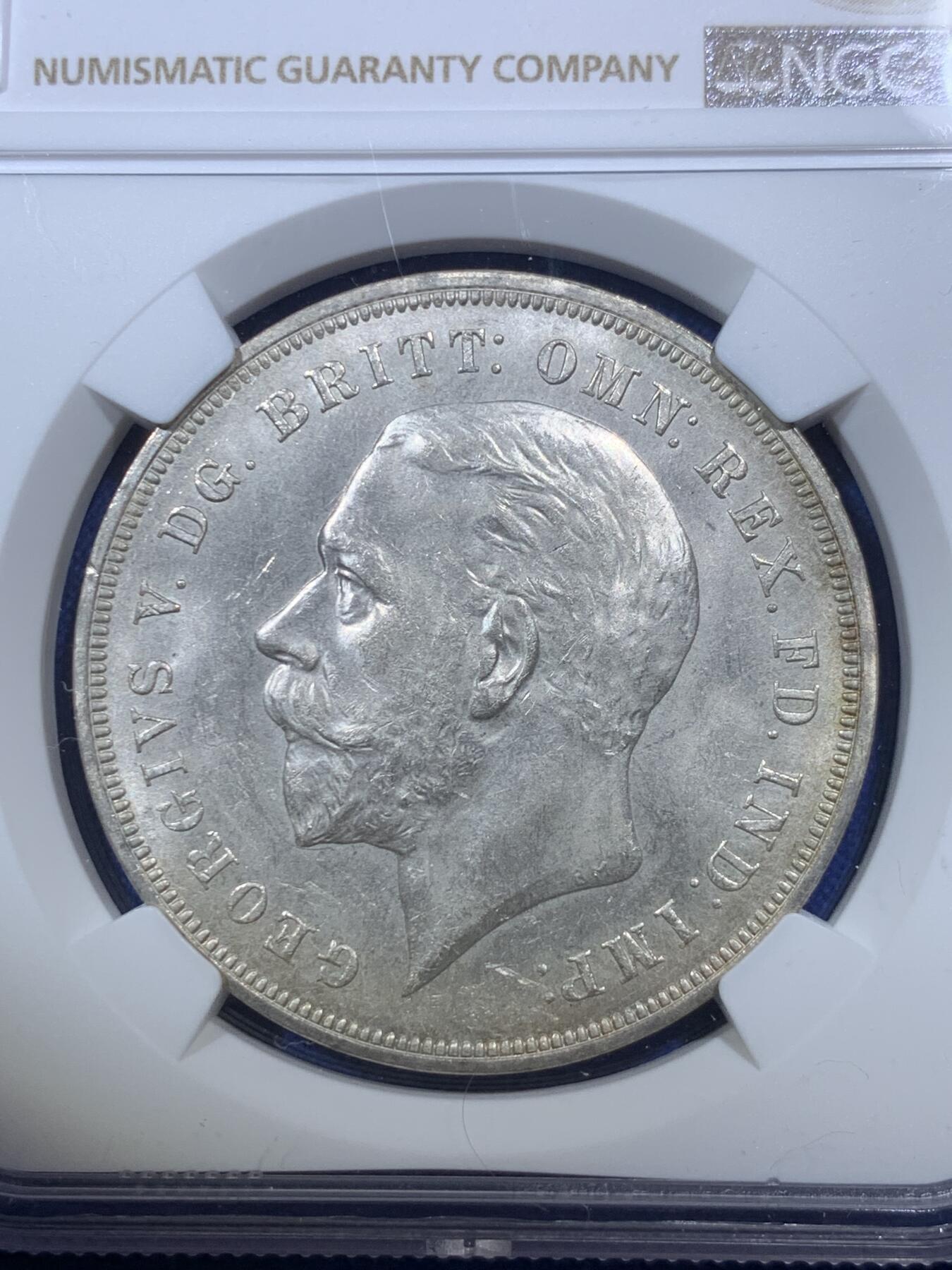 《竞宝斋》第285场- 周日，周一 2场连拍 （全场包邮） NGC MS63 英国1935年乔治五世木马剑1克朗银币