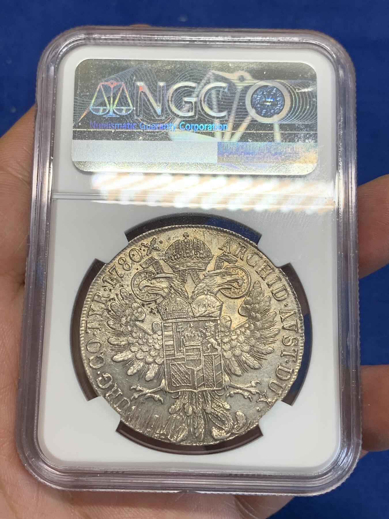 《竞宝斋》第285场- 周日，周一 2场连拍 （全场包邮） NGC AUD 奥地利1780特雷西女王（俗称大奶妈）1泰勒大银币 1815-28早期铸造 意大利米兰厂 看不出清洗