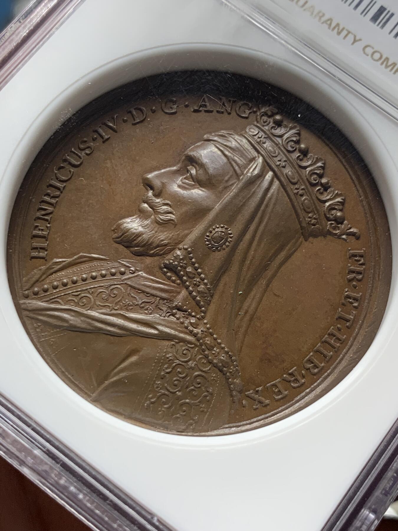 《竞宝斋》第285场- 周日，周一 2场连拍 （全场包邮） NGC MS64BN 英国1731英国君主15号纪念章 加厚盒装 NGC冠军分大铜章 亨利四世 高分精品 构图精妙 浮雕生动