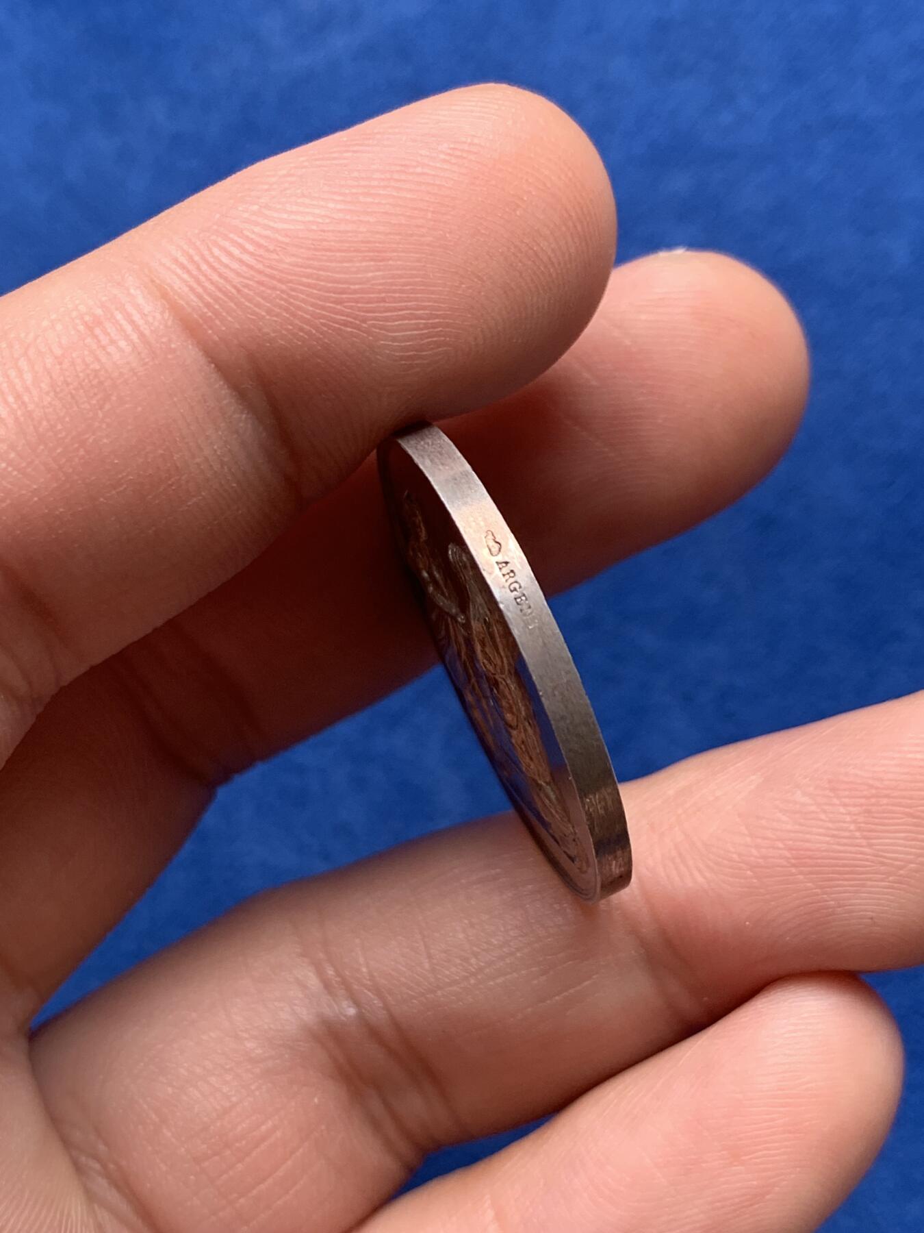 《竞宝斋》第285场- 周日，周一 2场连拍 （全场包邮） 法国婚姻纪念圆型银章 无字牵手版 丰饶角边铭 28mm 11.2g