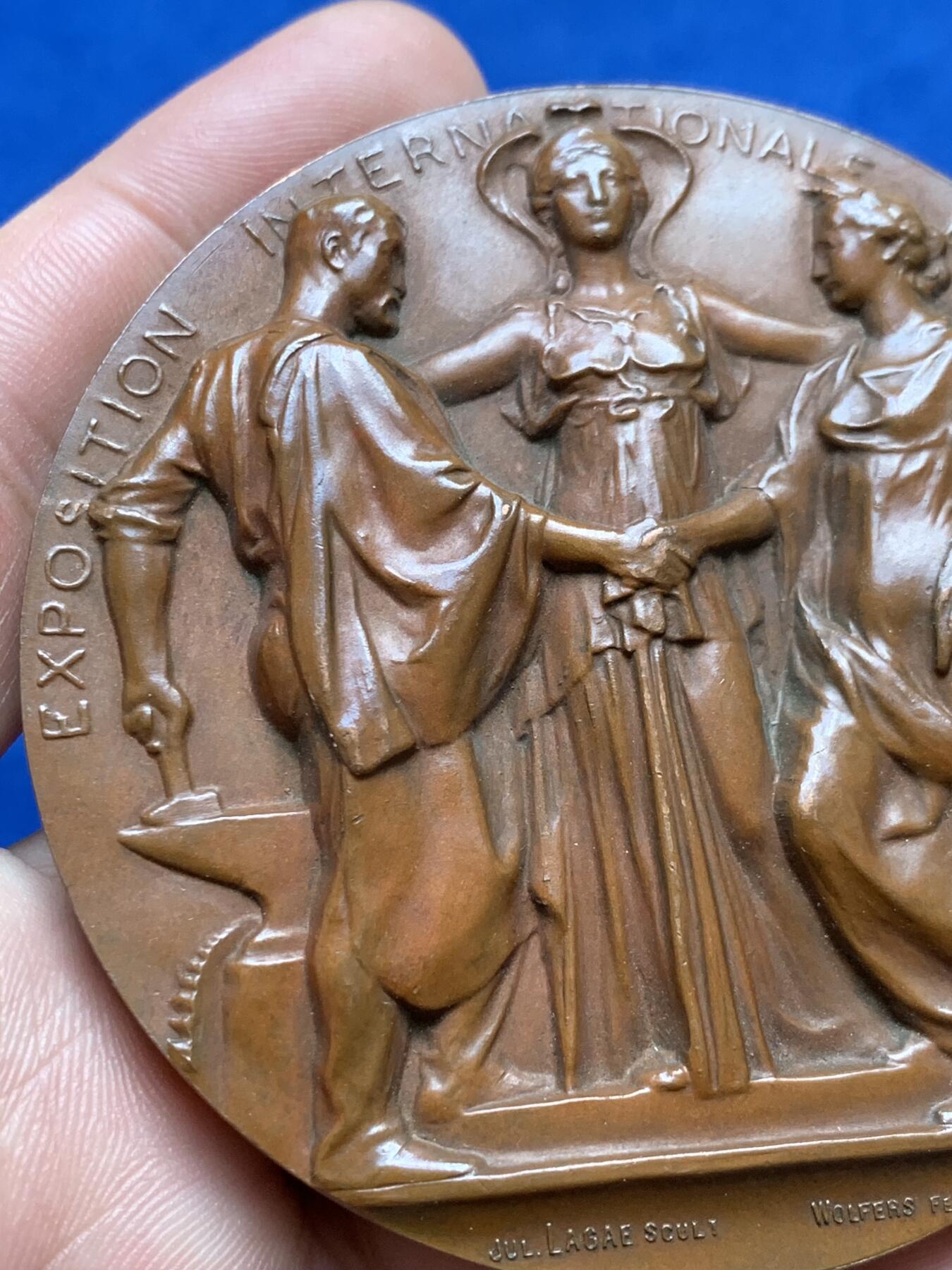 《竞宝斋》第285场- 周日，周一 2场连拍 （全场包邮） 1897年比利时王国利奥波德二世超大铜章 69.8mm 150g 布鲁塞尔世博会题材