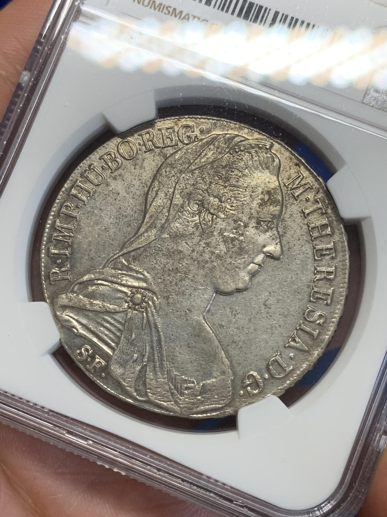 《竞宝斋》第285场- 周日，周一 2场连拍 （全场包邮） NGC AUD 奥地利1780特雷西女王（俗称大奶妈）1泰勒大银币 1815-28早期铸造 意大利米兰厂 看不出清洗