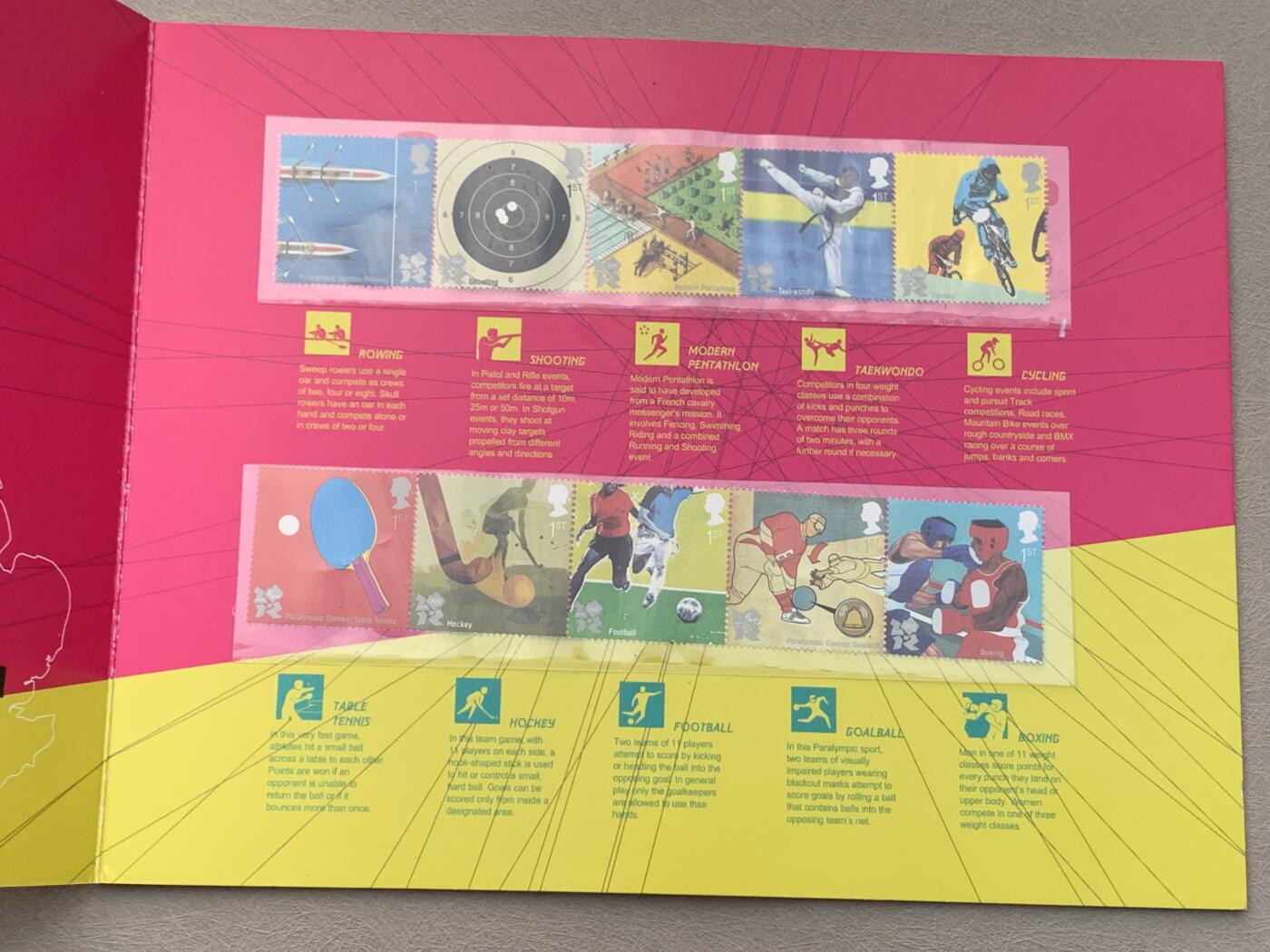 《竞宝斋》第285场- 周日，周一 2场连拍 （全场包邮） 英国伦敦奥运会50便士纪念币29枚大全套 亚克力板装 附赠一个小册子