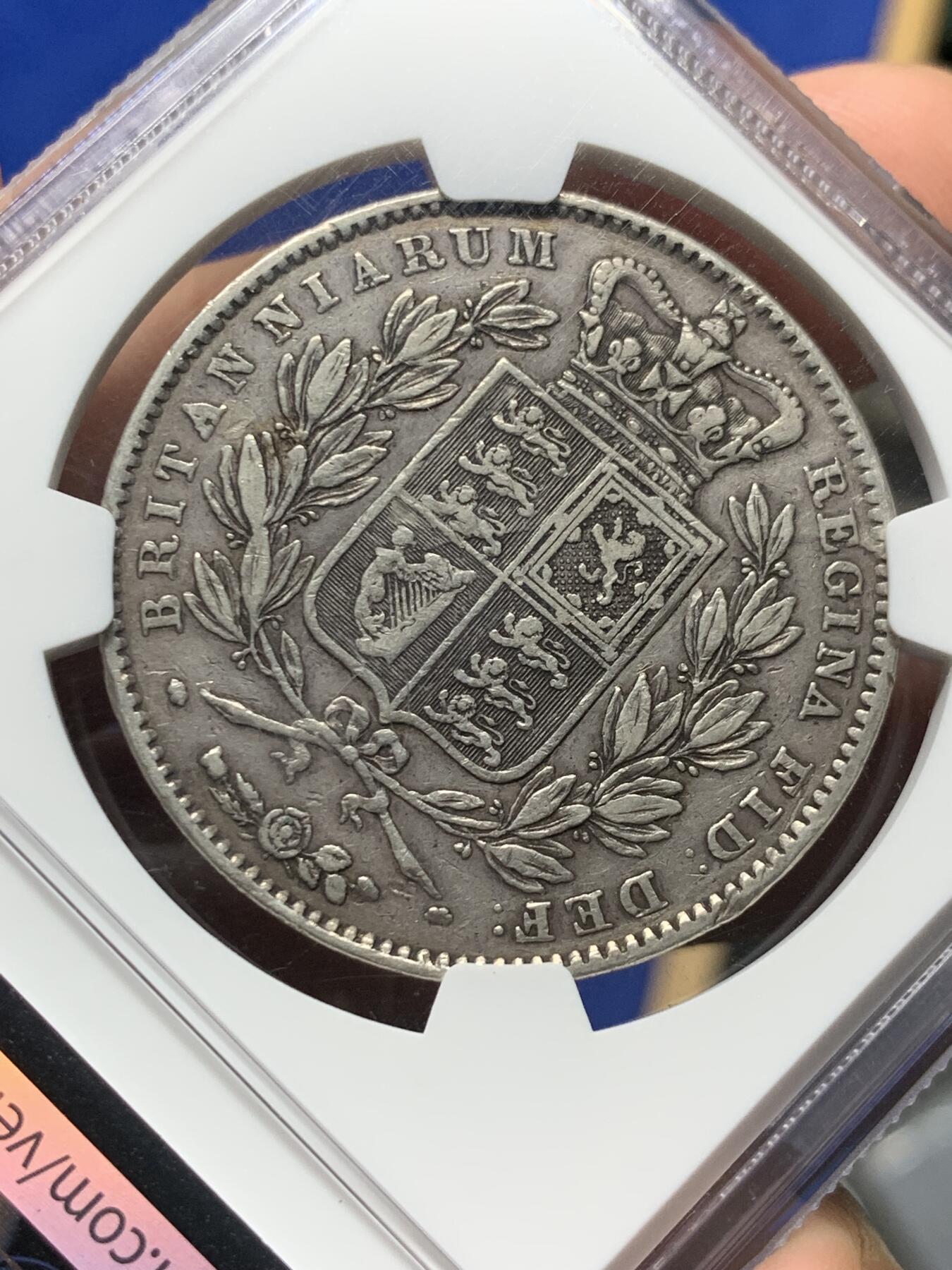 《竞宝斋》第285场- 周日，周一 2场连拍 （全场包邮） NGC XF45 英国1845年维多利亚早期1克朗银币 早年比后期价格高很多