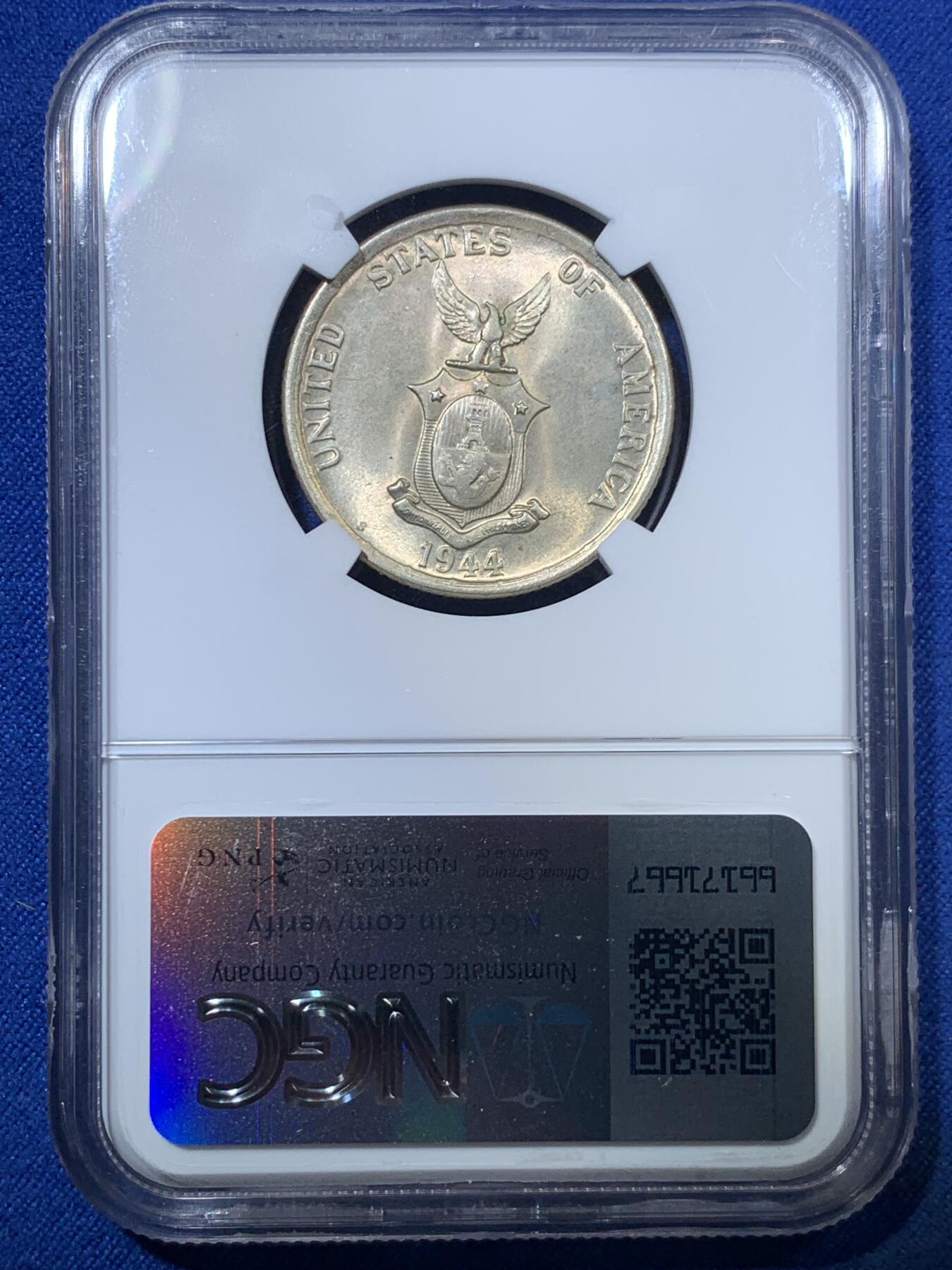 《竞宝斋》第285场- 周日，周一 2场连拍 （全场包邮） NGC MS65 美属菲律宾1944S打铁女神50分银币 车轮转光