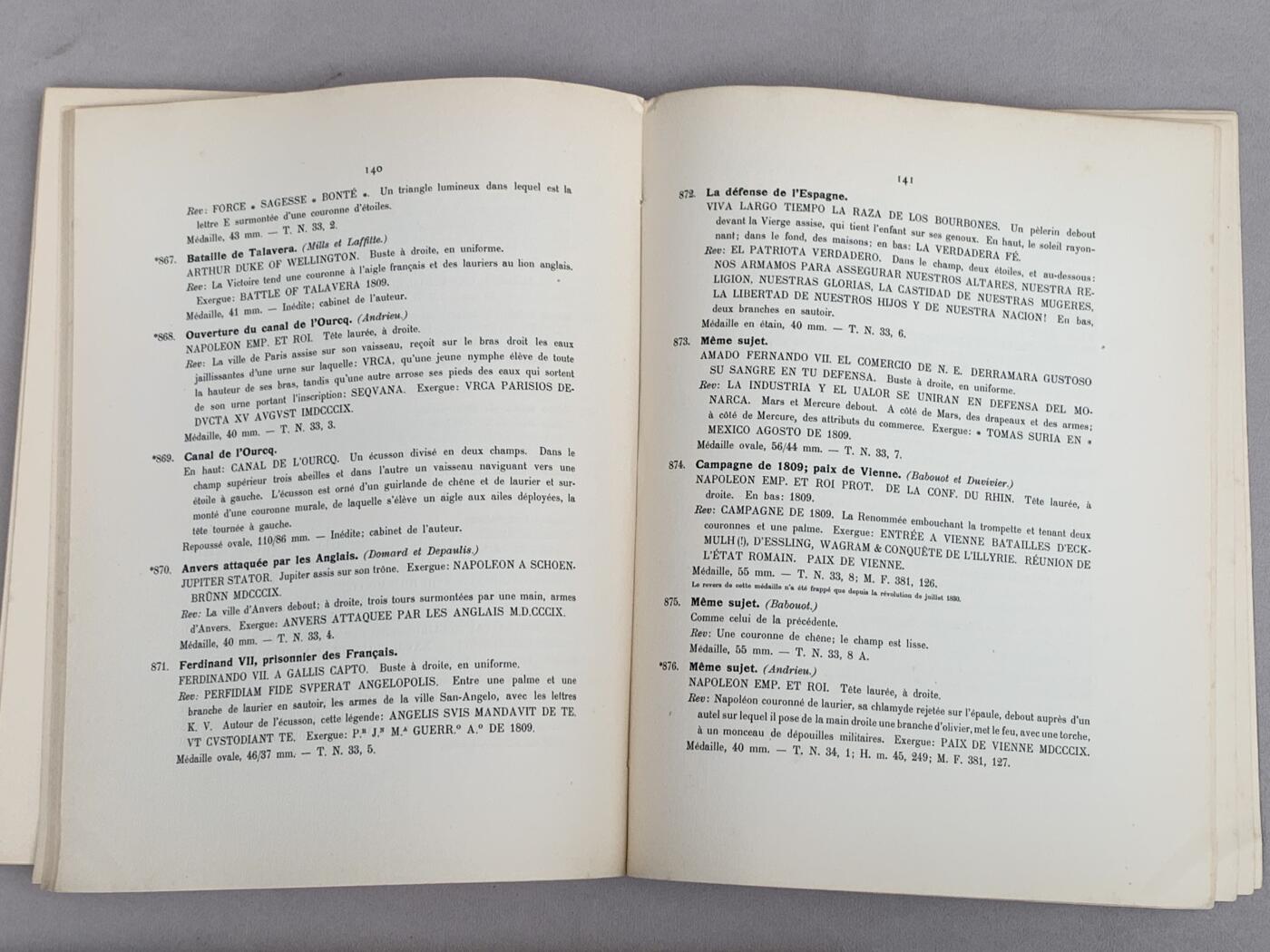 《竞宝斋》第285场- 周日，周一 2场连拍 （全场包邮） 拿破仑 Bramsen章牌目录，各大鉴定公司引用目录，专业级目录，该目录分三册，分别是1799-1809（1904年发行），1810-1815（1907年发行），1816-1869（1913年发行）。该目录为原版目录，为华盛顿图书馆藏书。