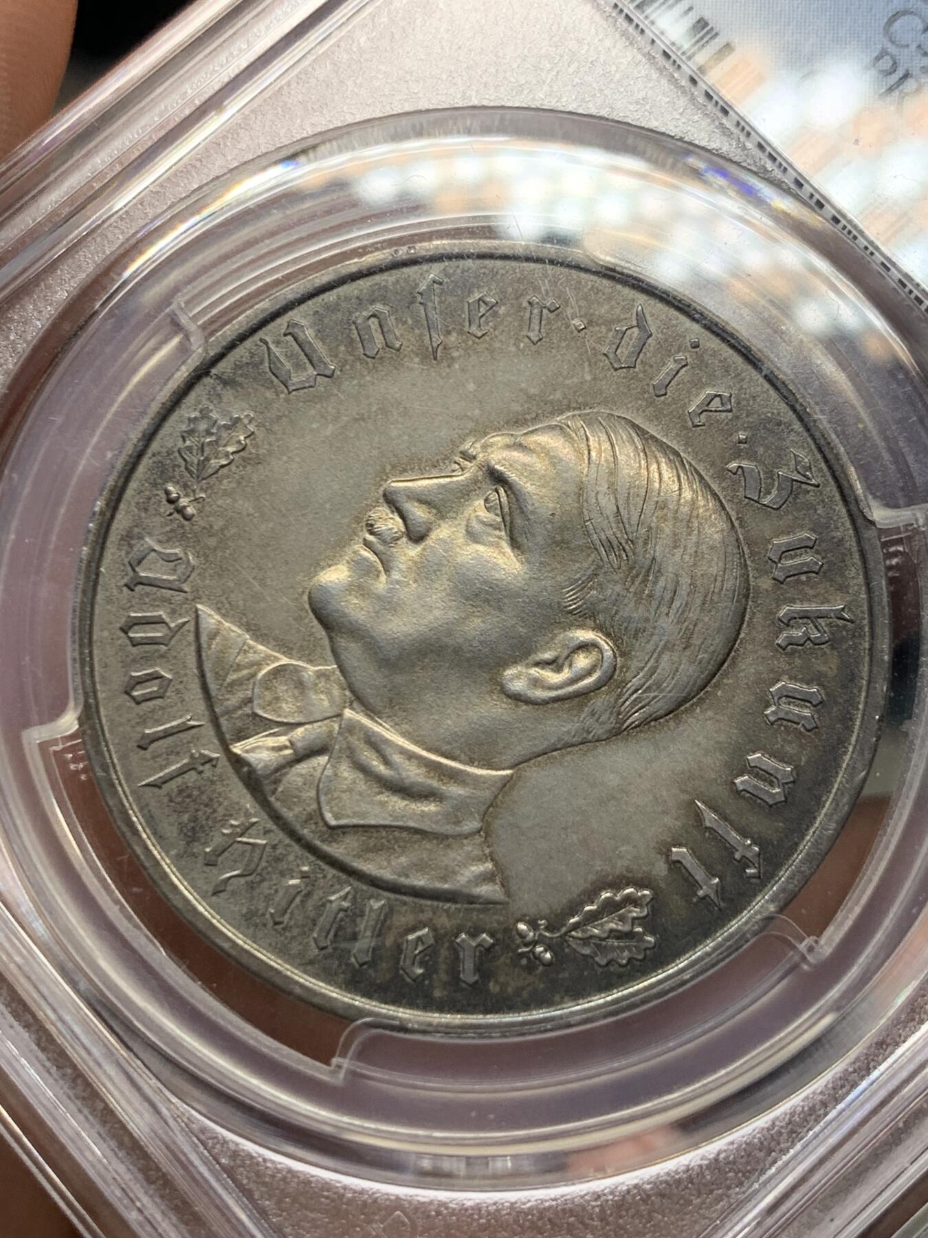 《竞宝斋》第285场- 周日，周一 2场连拍 （全场包邮） PCGS SP63 德国1933帝国锁链鹰银章 c30最稀少的版别 冠军分 深彩老包浆 上涨品种