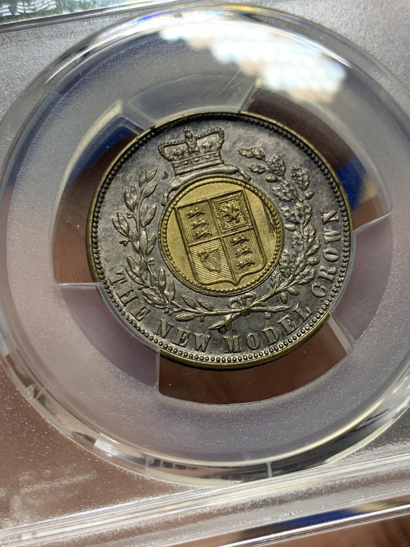 《竞宝斋》第285场- 周日，周一 2场连拍 （全场包邮） PCGS-MS63 英国 1848 维多利亚 哥特双色 克朗 收录克劳斯珍稀币 状态万里挑一 1848英国MODEL克朗稀少 版本 高点俱在 低评