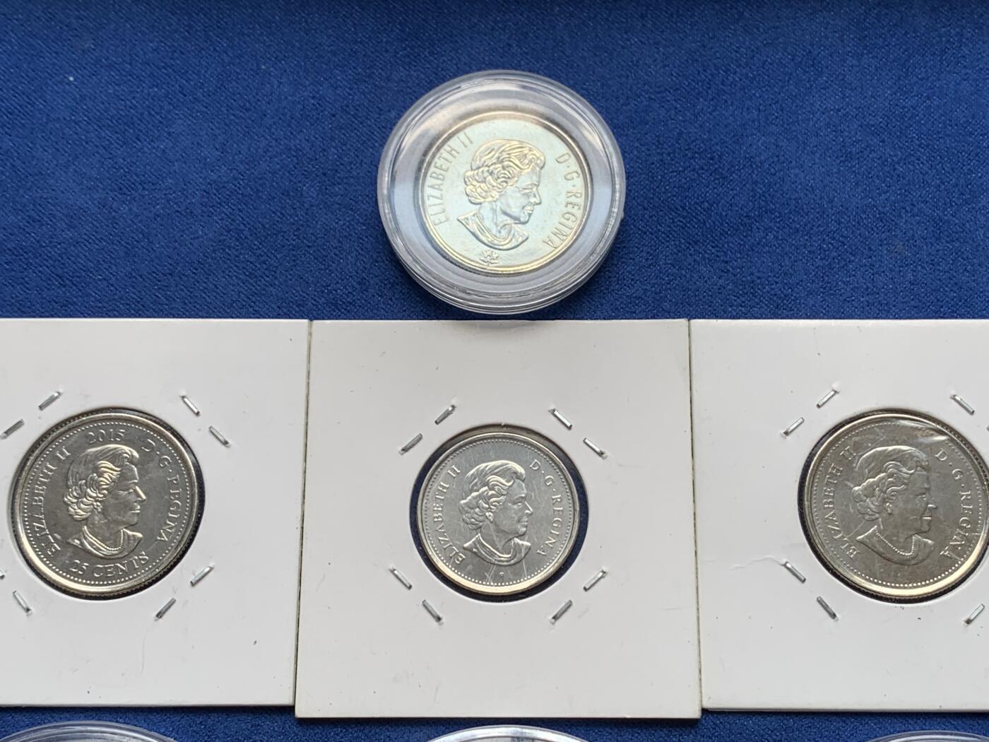 《竞宝斋》第285场- 周日，周一 2场连拍 （全场包邮） 7枚一组 加拿大25分纪念币6枚+2加元纪念币1枚