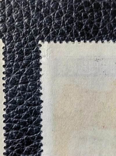 洪涛臻品批发群 精选邮票限时拍卖第1154期  纪4开国东贴原版新全，原版票中收藏价值非常高的精品票，整体品相上品偏好，个别软折如图，开国原版东贴套票具有极高的收藏价值，喜欢精品票的老板不要错过，末图近期成交价格做参考