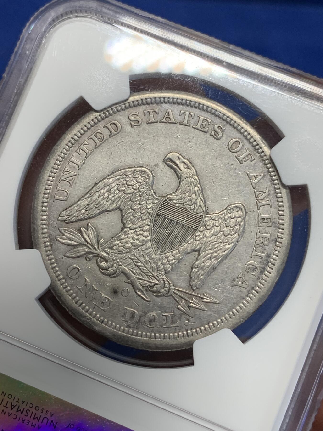《竞宝斋》第285场- 周日，周一 2场连拍 （全场包邮） NGC XFD 美国1860年O版自由女神坐像1美元银币 不带美国箴言“In god we trust” 严评了 出分就翻倍了 不常见之物