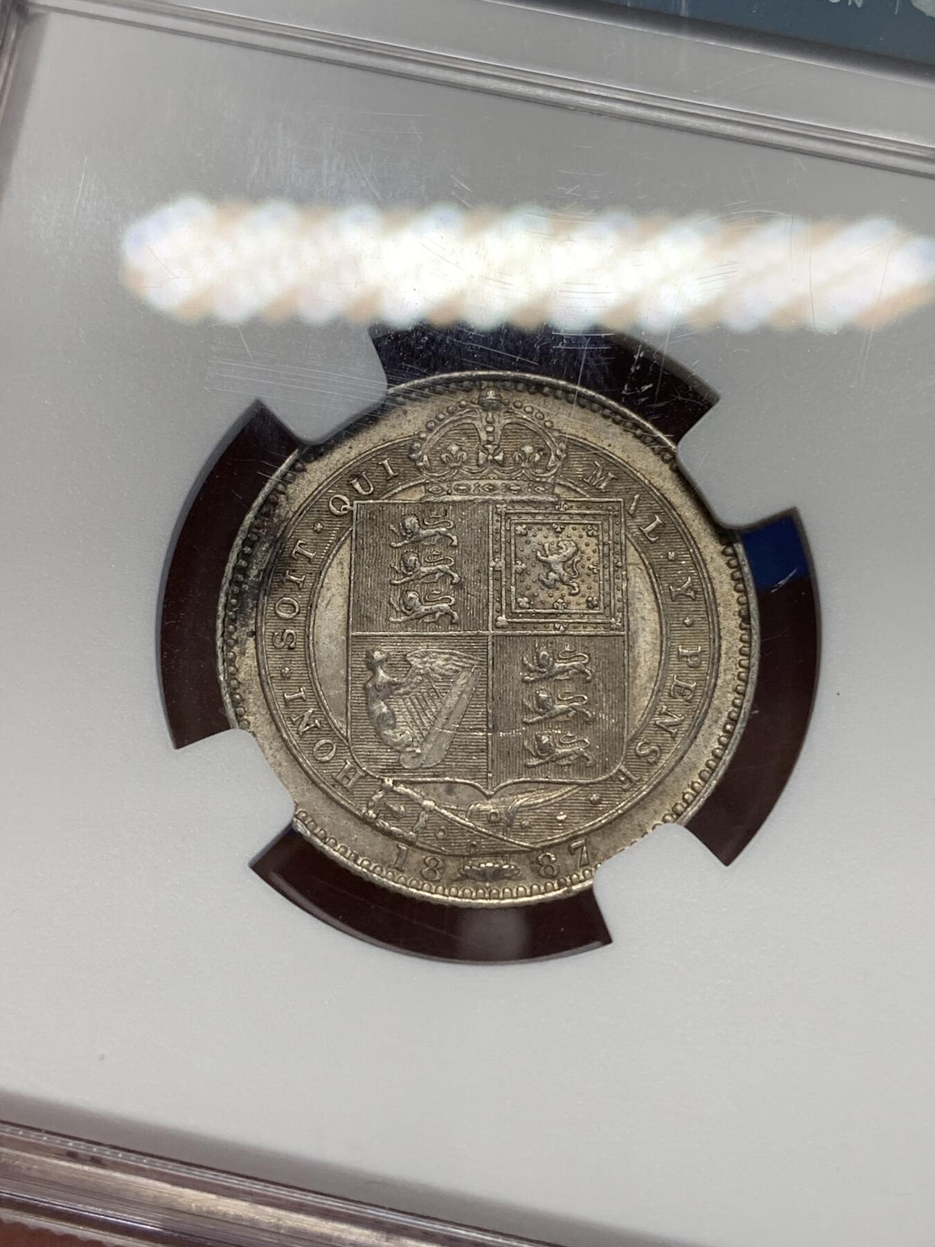 《竞宝斋》第285场- 周日，周一 2场连拍 （全场包邮） NGC AU55 英国1887年维多利亚1先令 原味带光 状态不错