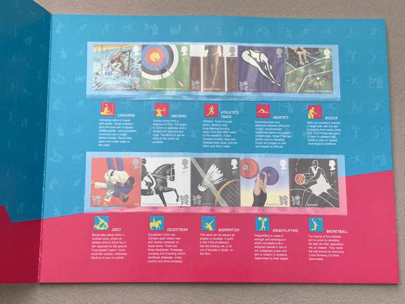 《竞宝斋》第285场- 周日，周一 2场连拍 （全场包邮） 英国伦敦奥运会50便士纪念币29枚大全套 亚克力板装 附赠一个小册子