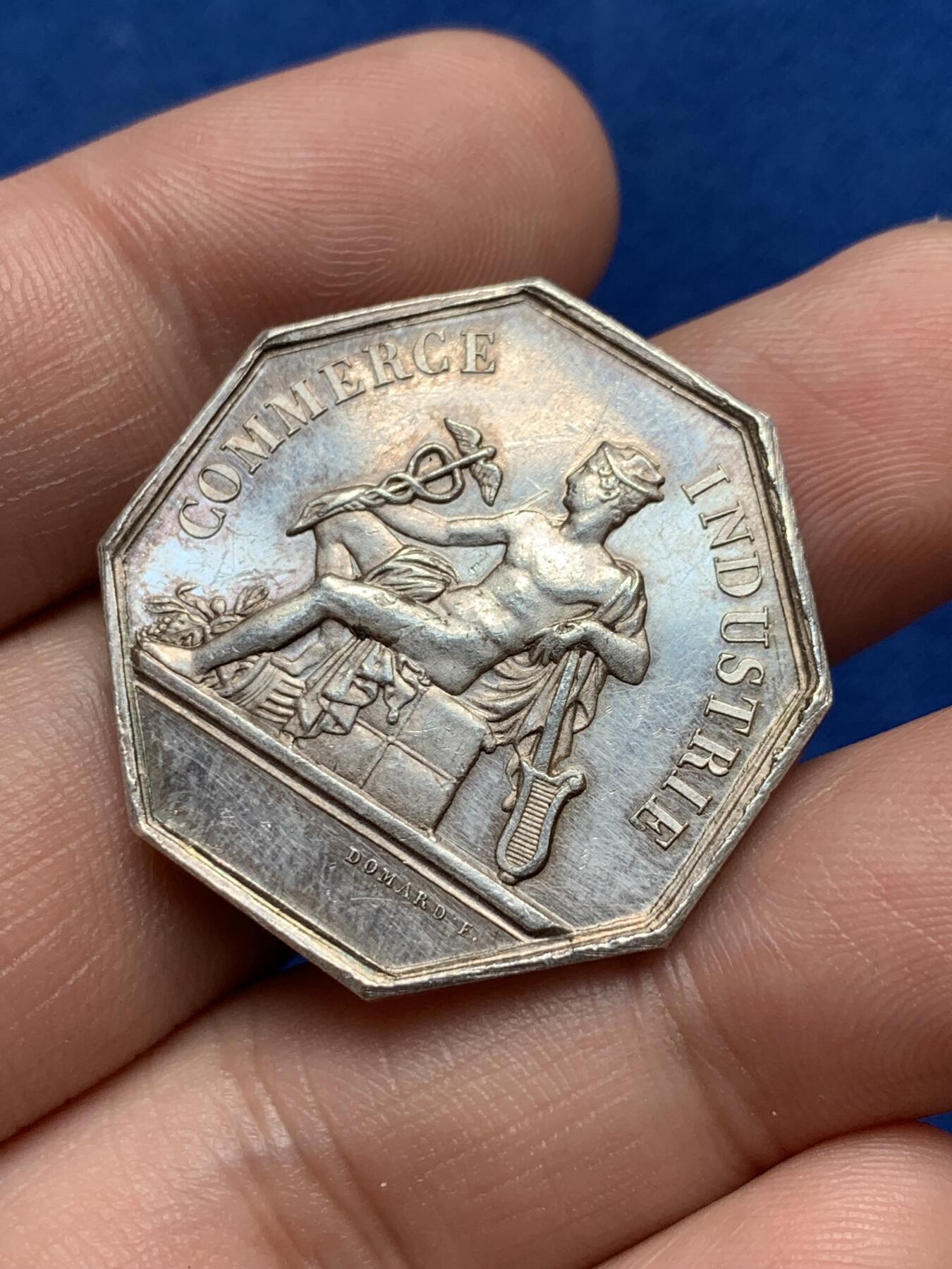 《竞宝斋》第285场- 周日，周一 2场连拍 （全场包邮） 1836年法国瓦郎谢纳商会八角银代币 手指铭 31mm 13.1g