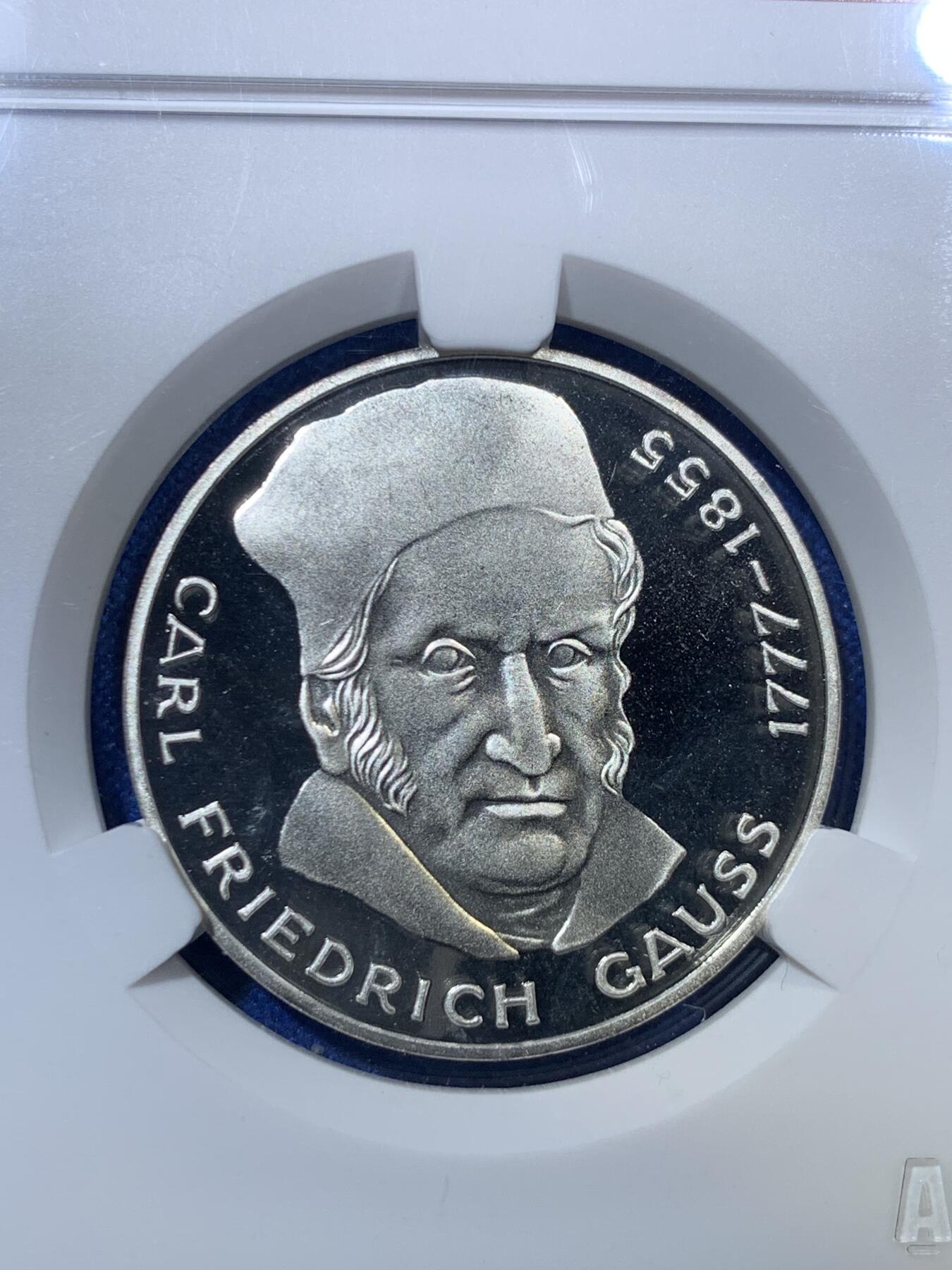 《竞宝斋》第285场- 周日，周一 2场连拍 （全场包邮） ACG PF69 德国1977年高斯精制银币5马克 好品