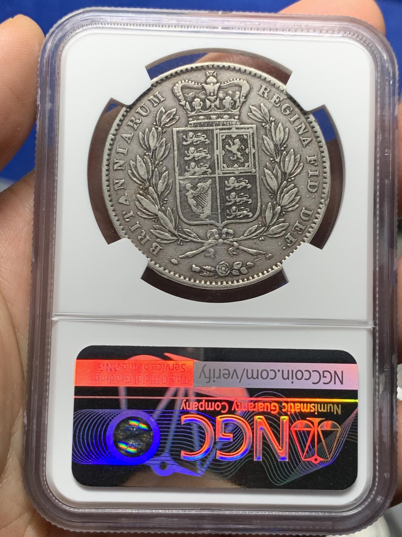 《竞宝斋》第285场- 周日，周一 2场连拍 （全场包邮） NGC XF45 英国1845年维多利亚早期1克朗银币 早年比后期价格高很多