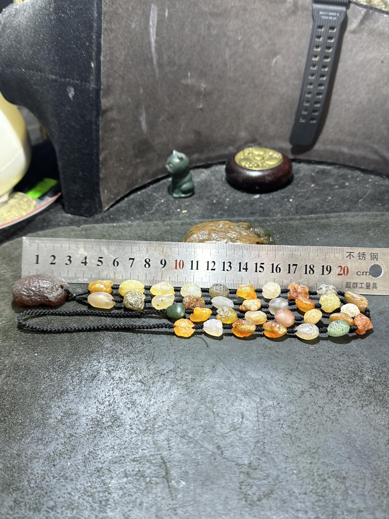 精美天然阿拉善彩珠玛瑙项链一条，，