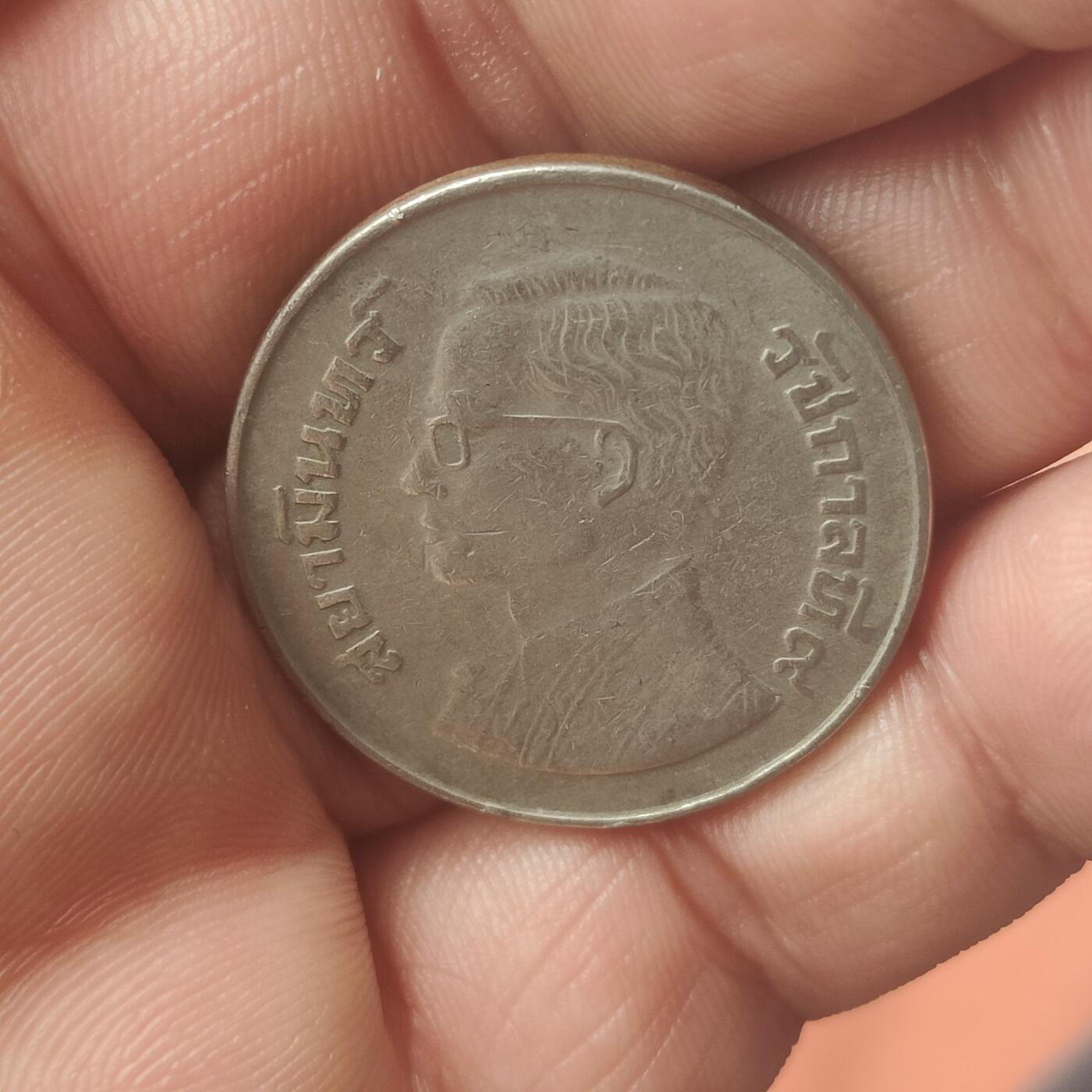 英雄古币捡漏专场第一期无押金可累计捡漏，全场50包邮，偏远地区除外。 外国古币