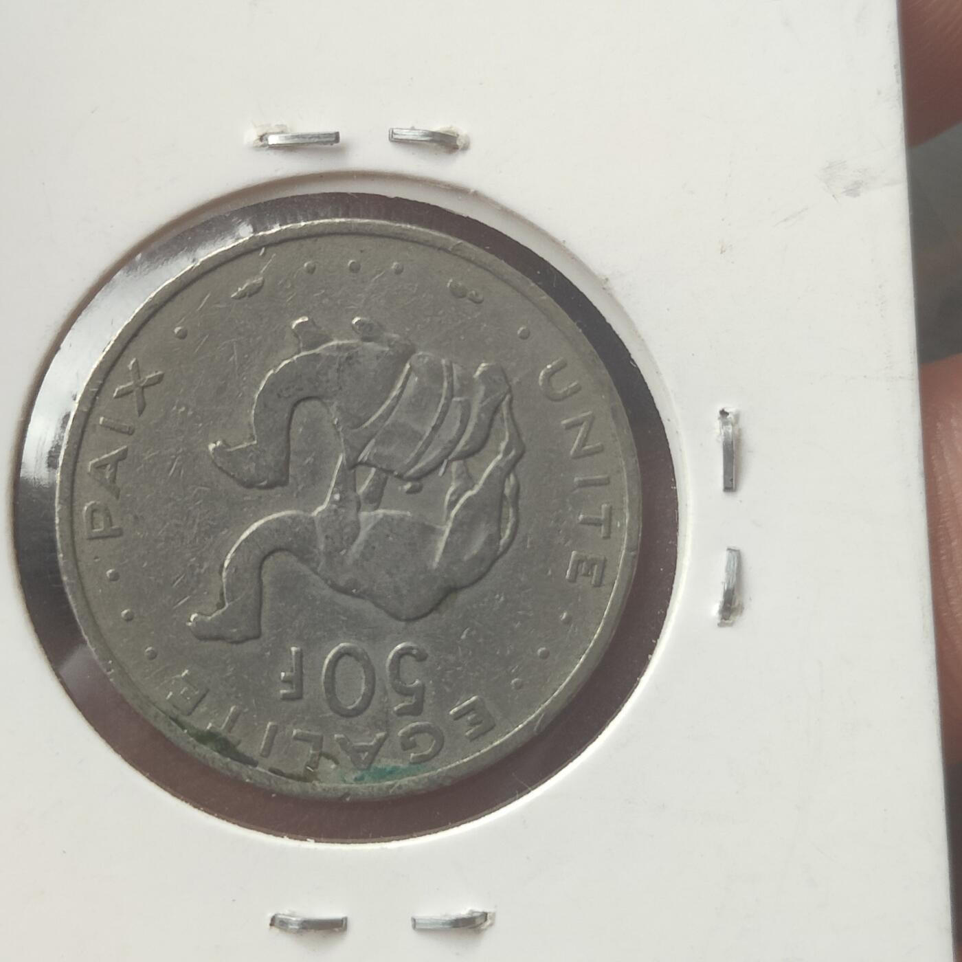 英雄古币捡漏专场第一期无押金可累计捡漏，全场50包邮，偏远地区除外。 外国古币