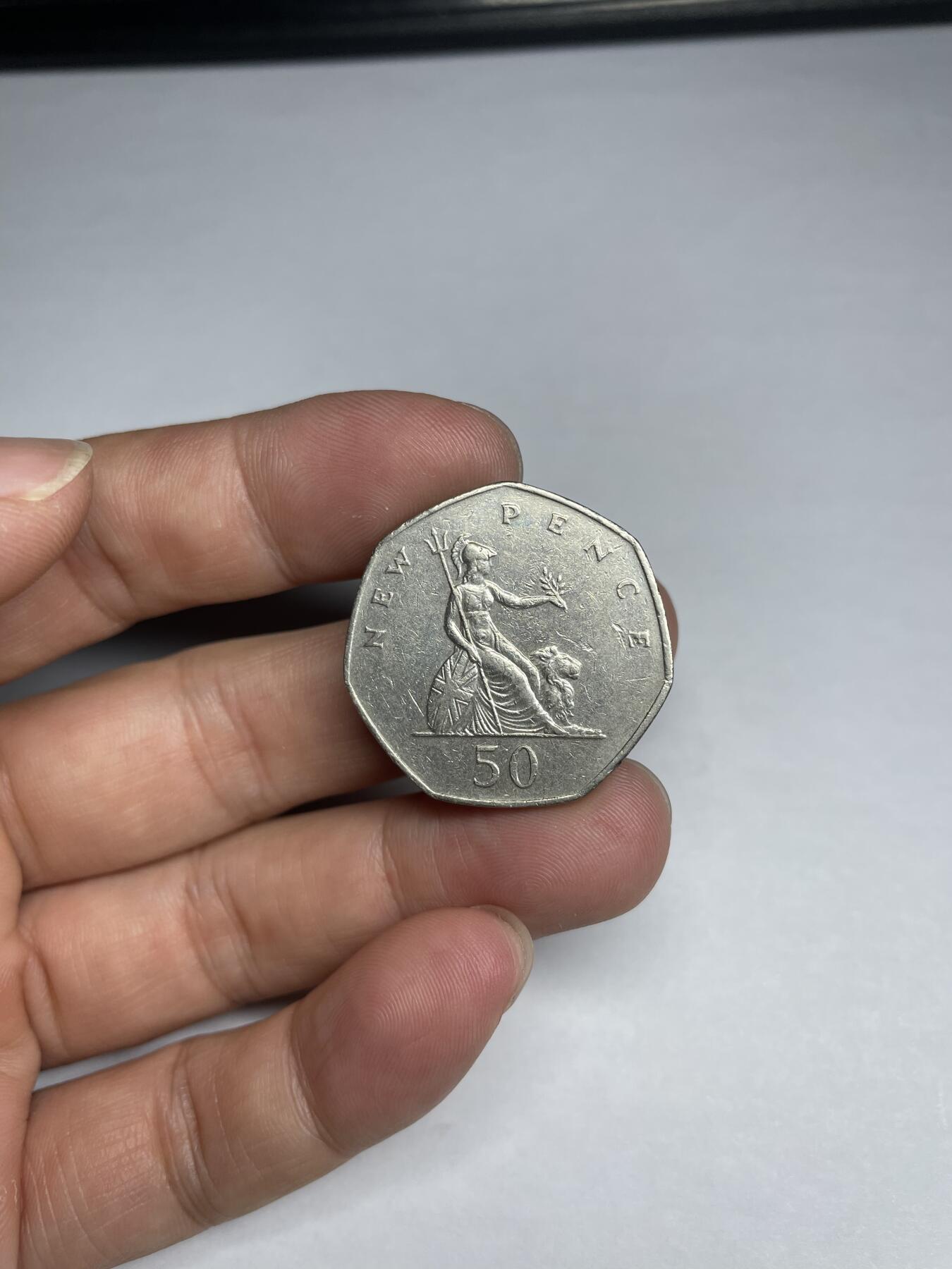 2024年集古藏今外币拍卖第十期-第4场—（总第94拍），新一期拍卖开始了。 1977年英国50便士