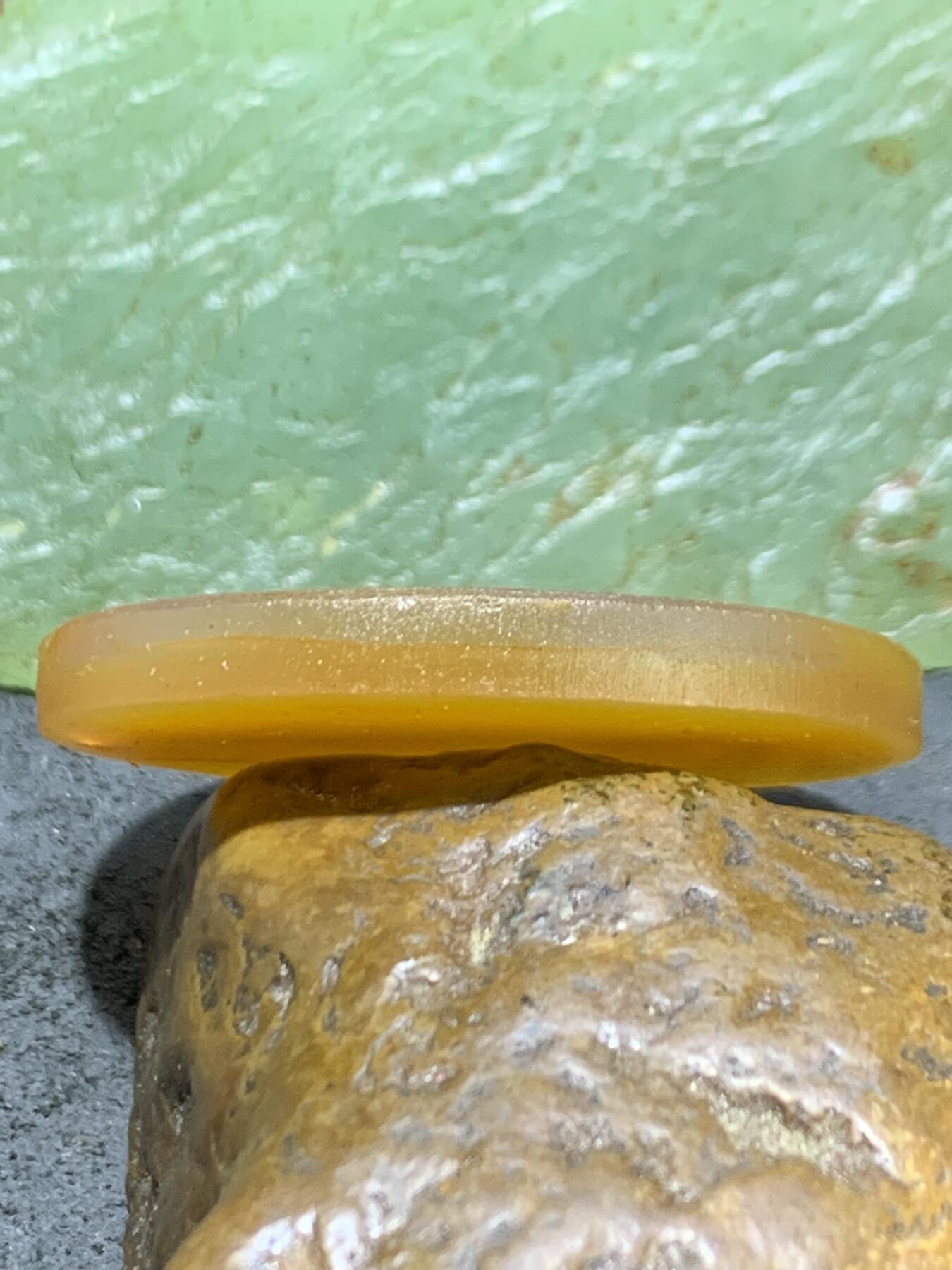 精美亚光高玉化巴西玛瑙手工俏色巧雕花开见佛，宝宝佛吊坠一个