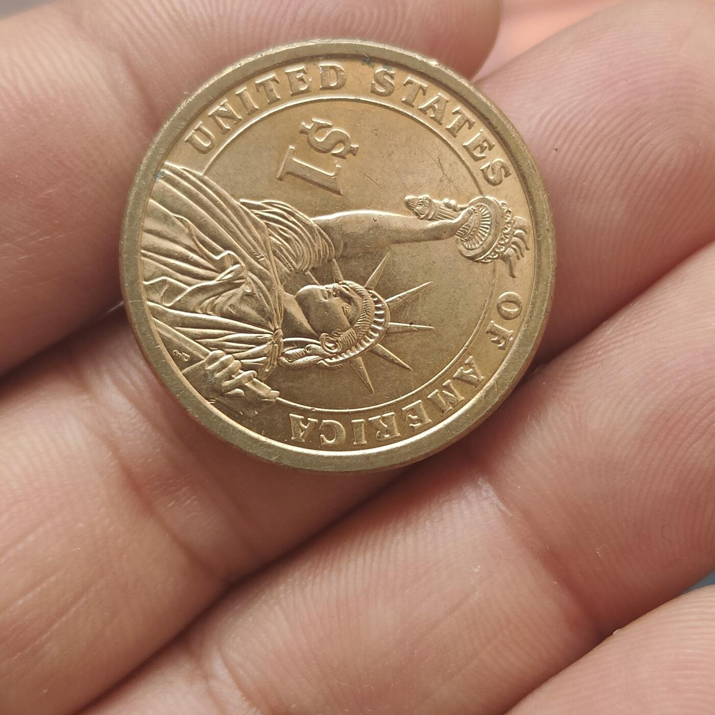 英雄古币捡漏专场第一期无押金可累计捡漏，全场50包邮，偏远地区除外。 美国一刀。
