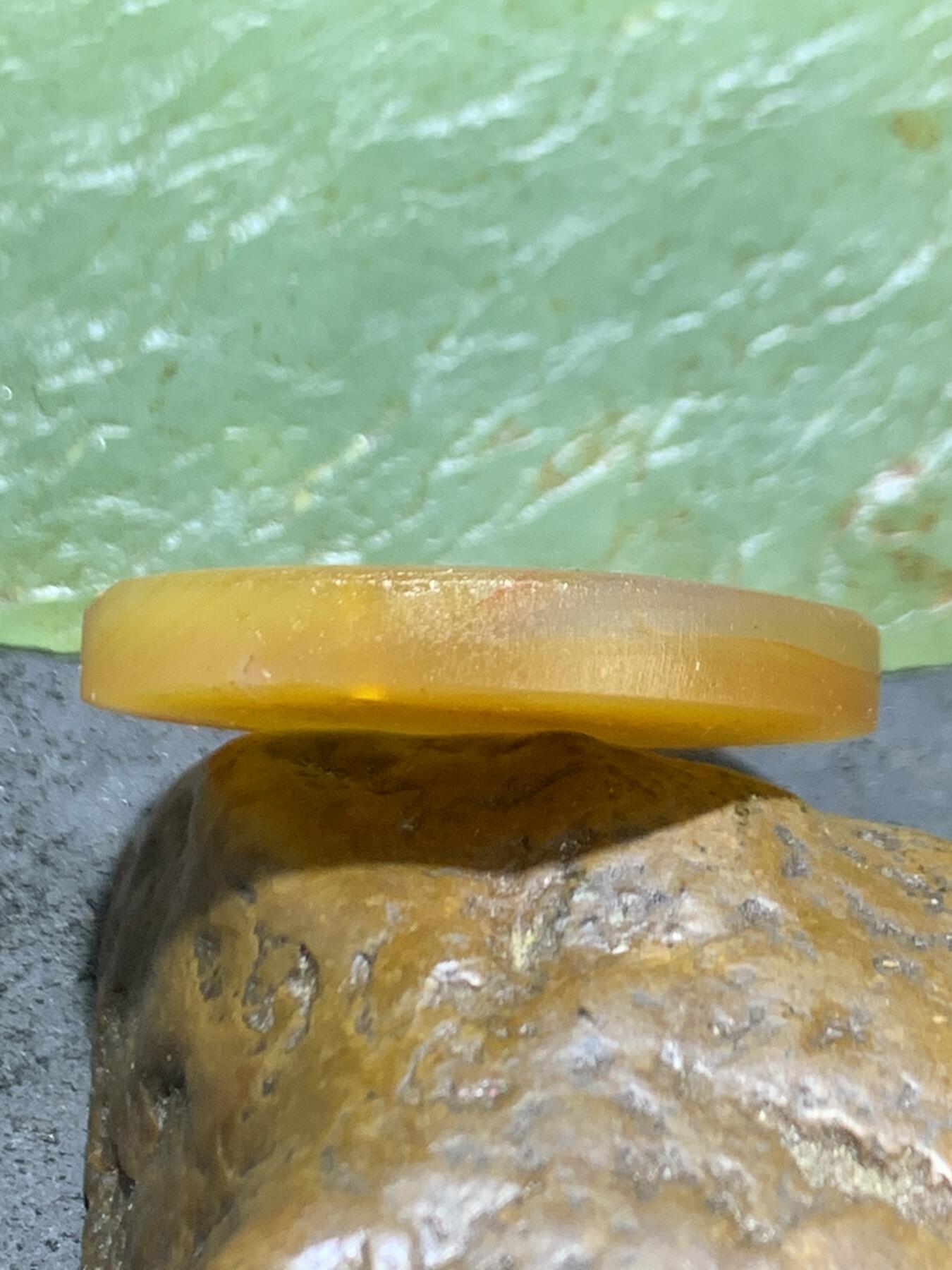 精美亚光高玉化巴西玛瑙手工俏色巧雕花开见佛，宝宝佛吊坠一个