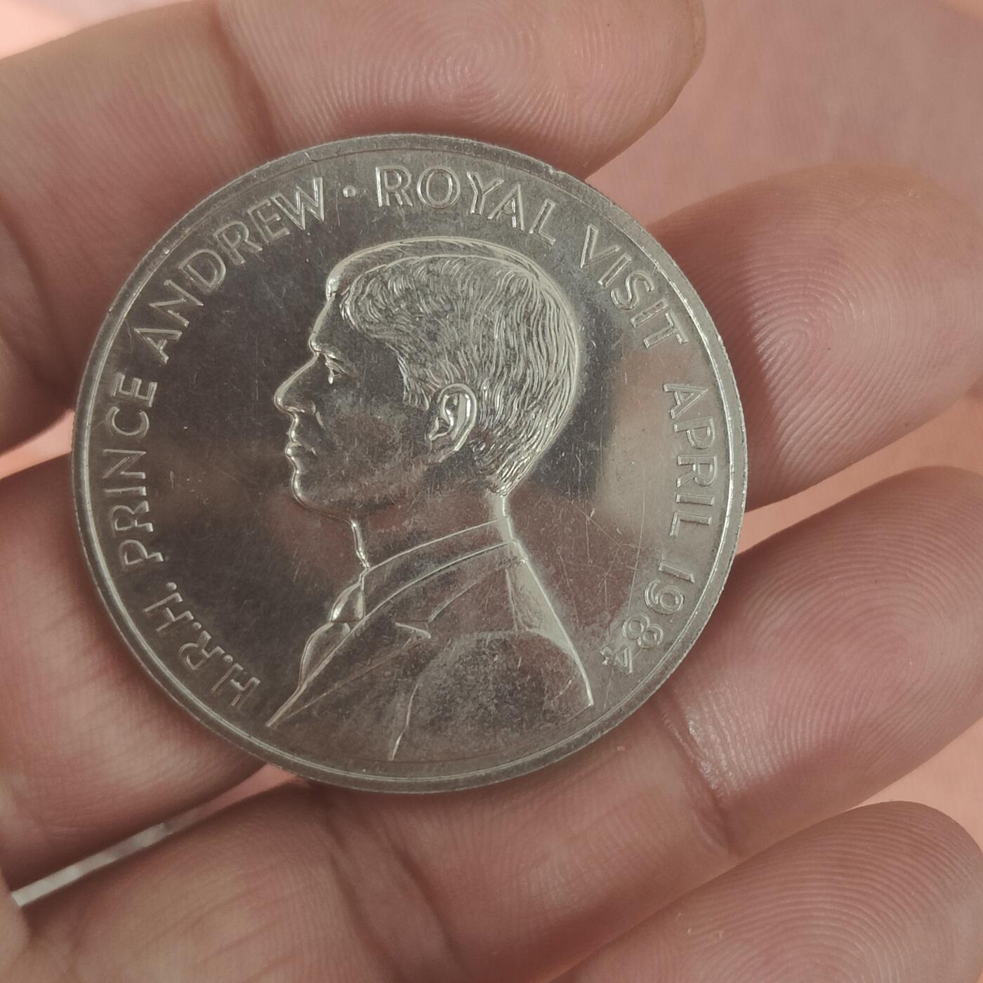 英雄古币捡漏专场第一期无押金可累计捡漏，全场50包邮，偏远地区除外。 英国大克朗