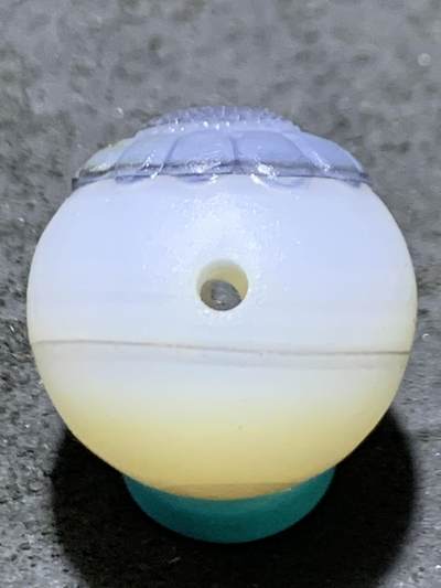 精美高玉化亚光海洋玉髓手工俏色巧雕太阳花随形圆珠一个！ 精美高玉化亚光海洋玉髓手工俏色巧雕太阳花随形圆珠一个！