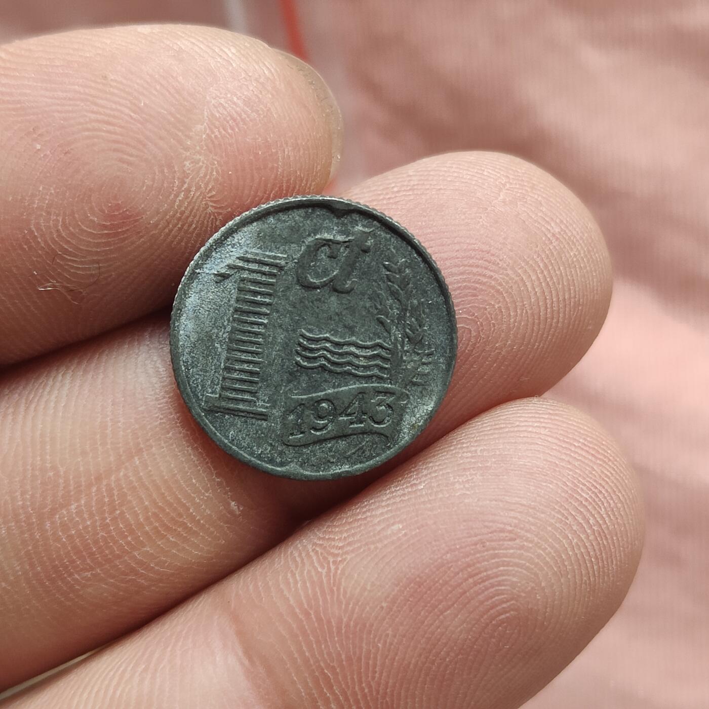英雄古币捡漏专场第一期无押金可累计捡漏，全场50包邮，偏远地区除外。 荷兰二战一分。