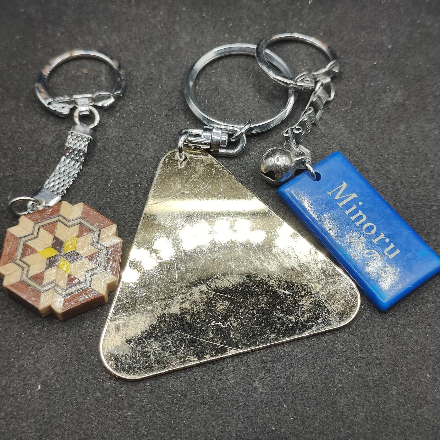 全场0元起拍 第171期 咸鱼国勋章拍卖专场 7月7日（周日）下午6：00开始 日本钥匙链三个