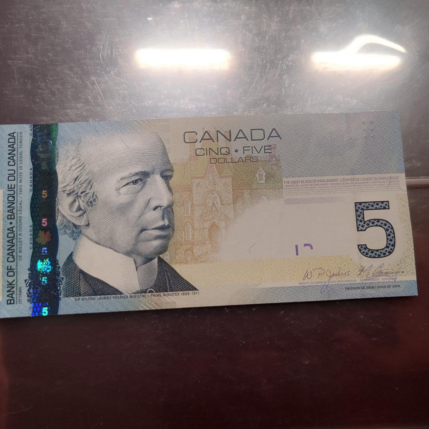 【世界钱币】精选微拍第117期暨2024年第28期  老库存新卖 2010年加拿大旅版5元 全新绝品尾号506