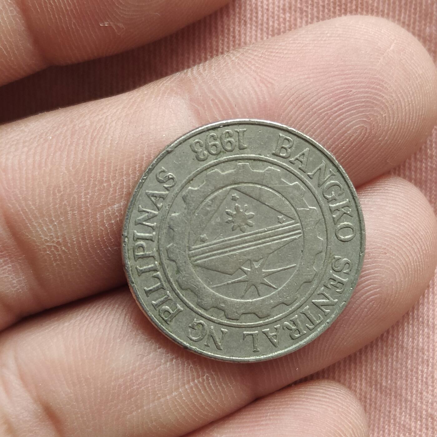 英雄古币捡漏专场第一期无押金可累计捡漏，全场50包邮，偏远地区除外。 菲律宾
