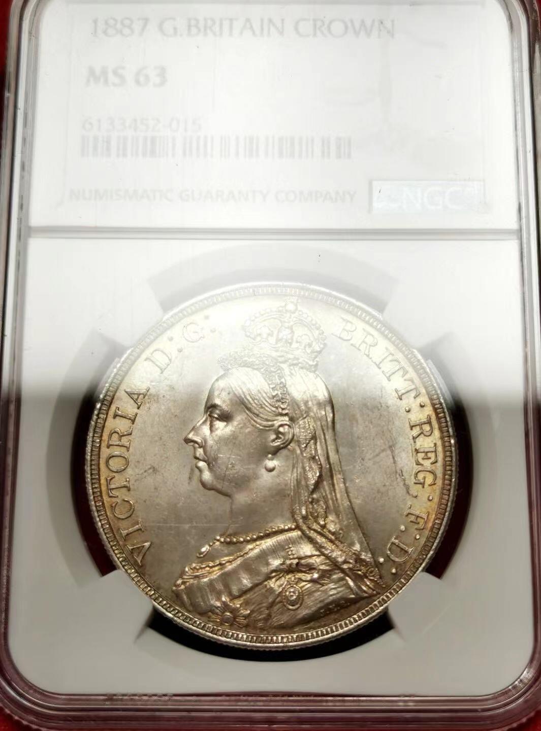 【Blue Auction】✨世界纸币精拍第500期盛典——白金之夜🔥🔥🔥 G- 英国 1887年 维多利亚女王 高冠马剑 克朗银币 圣乔治屠龙 底板莹润 高点俱佳 泛古铜色包浆 NGC MS63 非常适合把玩的一枚