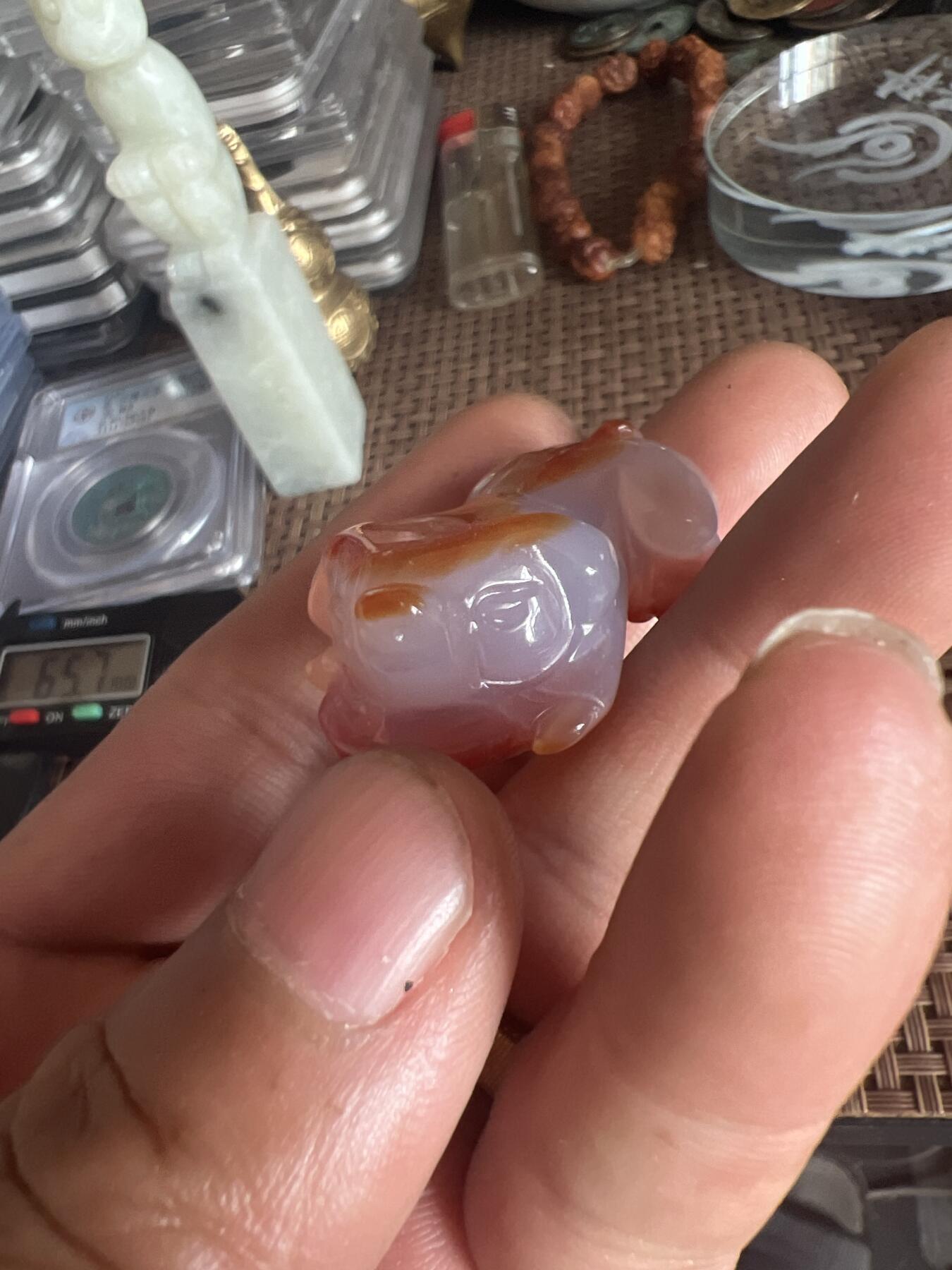 玛瑙挂件一个
