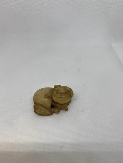 老玉兽，尺寸3.9*2.8厘米，有残，品相如图，350包快递 - 老玉兽，尺寸3.9*2.8厘米，有残，品相如图，350包快递