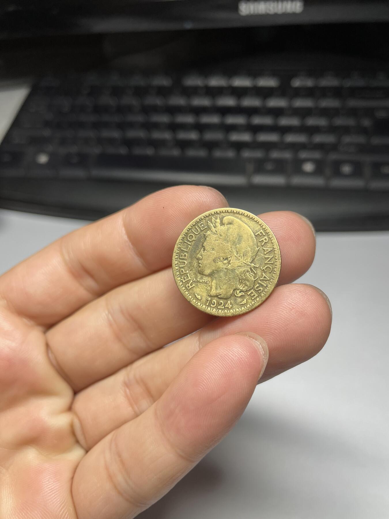 2024年集古藏今外币拍卖第十期-第5场—（总第95拍），新一期拍卖开始了。 1924年法属多哥1法郎