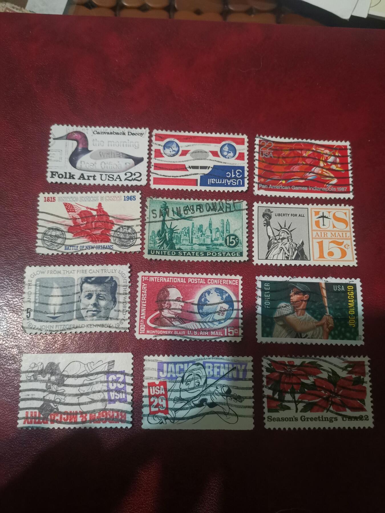 427美国专题纪念邮票12种不同一起出让。