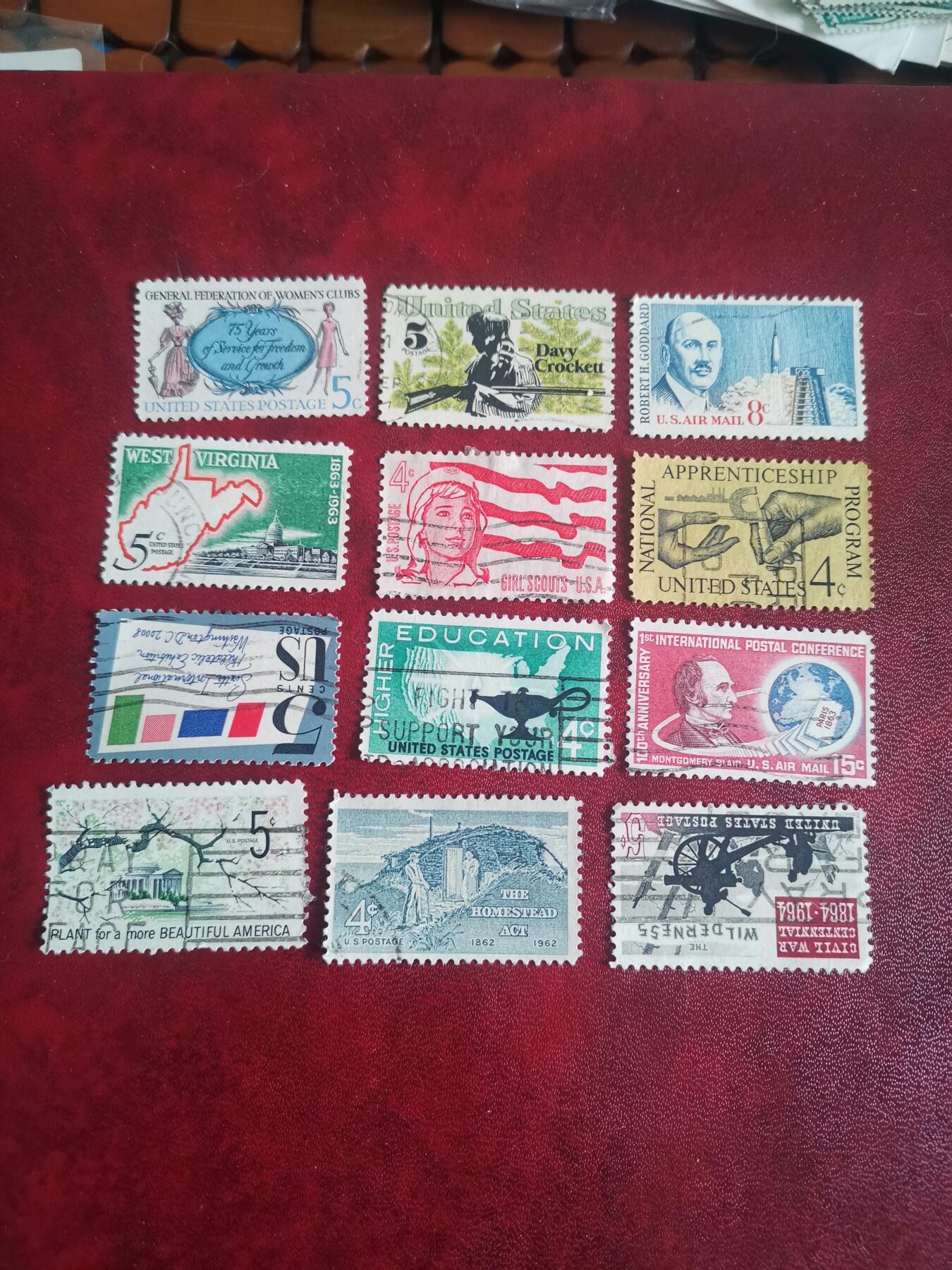 347美国专题纪念邮票12种不同一起出让。