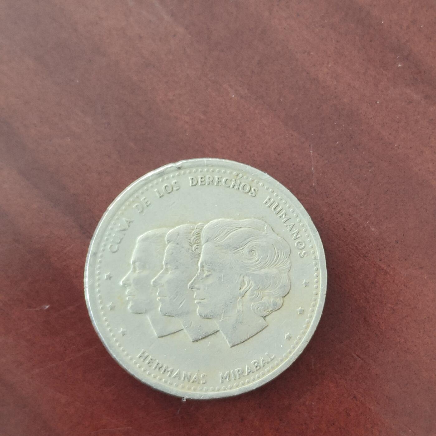 英雄古币捡漏专场第一期无押金可累计捡漏，全场50包邮，偏远地区除外。 危地马拉