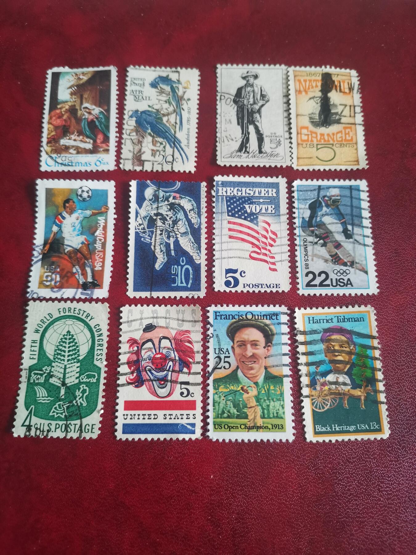 264美国专题纪念邮票12种不同一起出让。